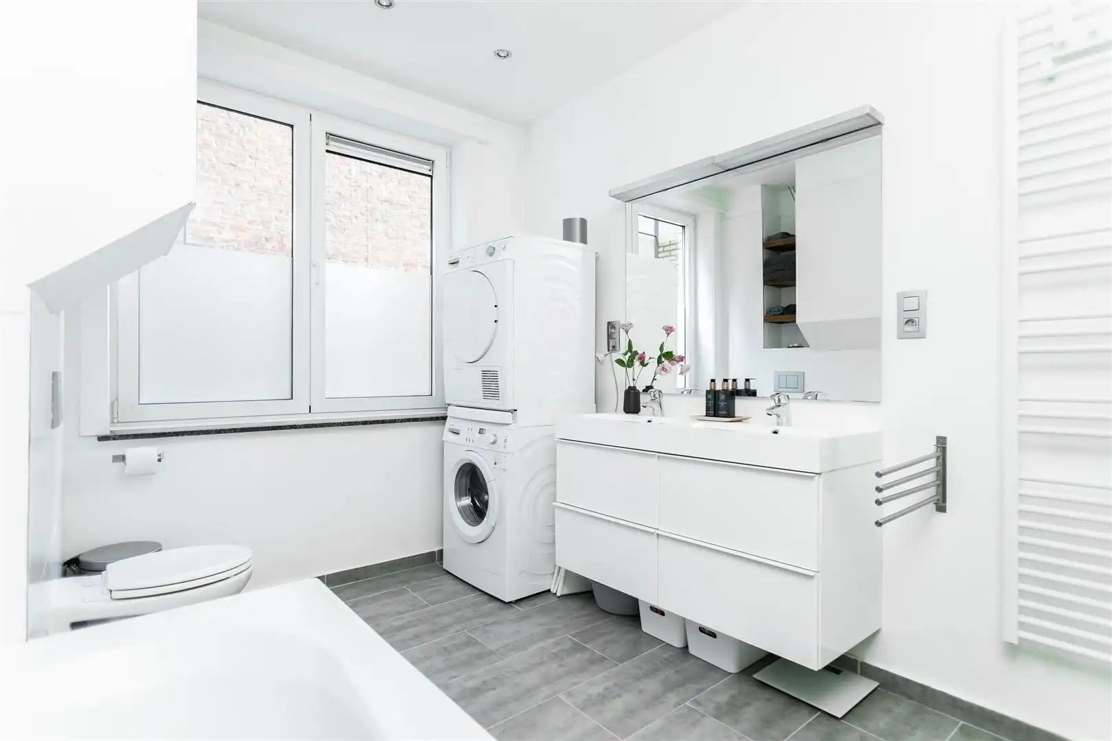 Modern appartement met 3 slaapkamers  foto 16