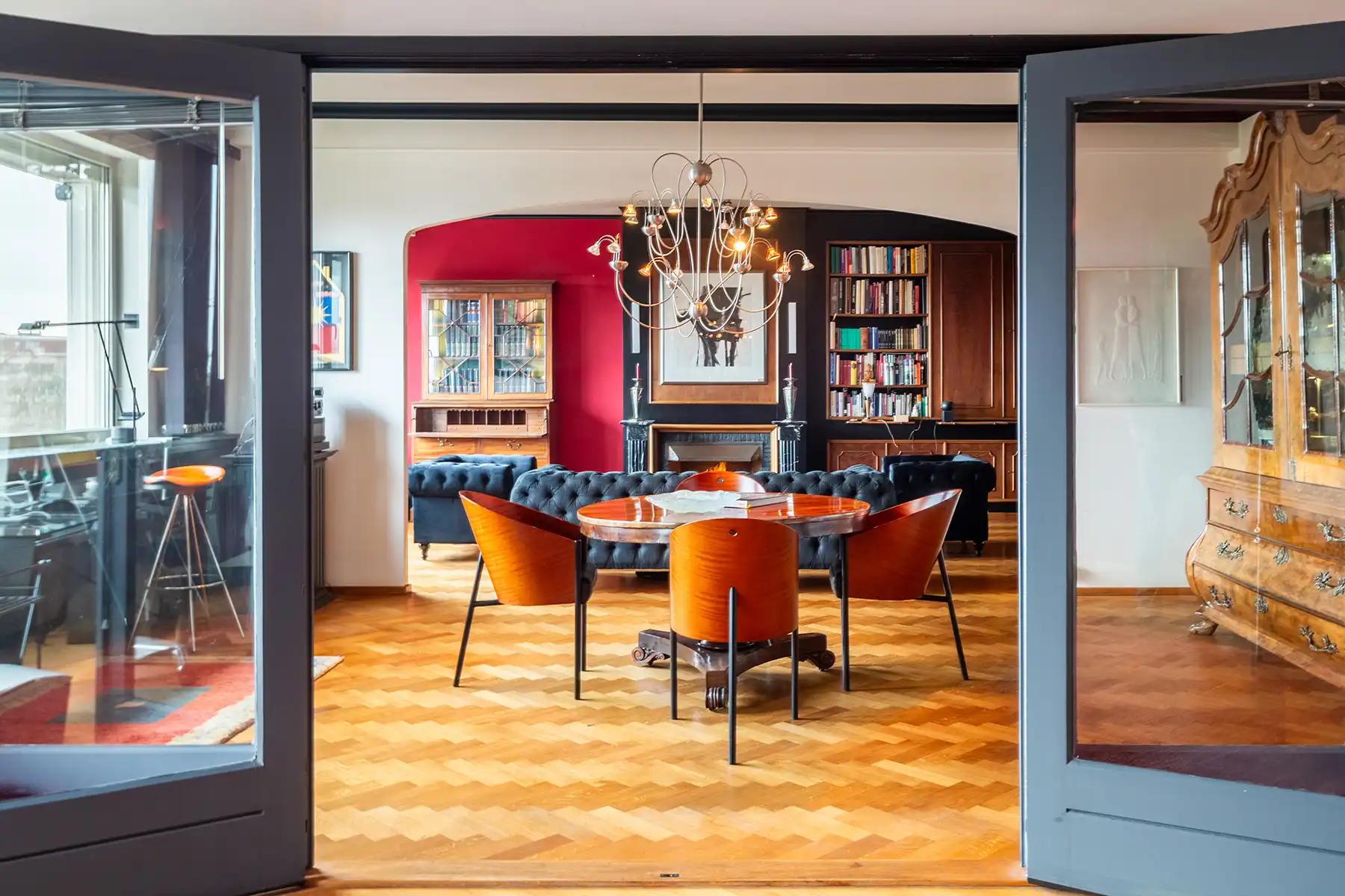 Exclusief appartement aan het Koningin Albertpark. foto {{pictureIndex}}