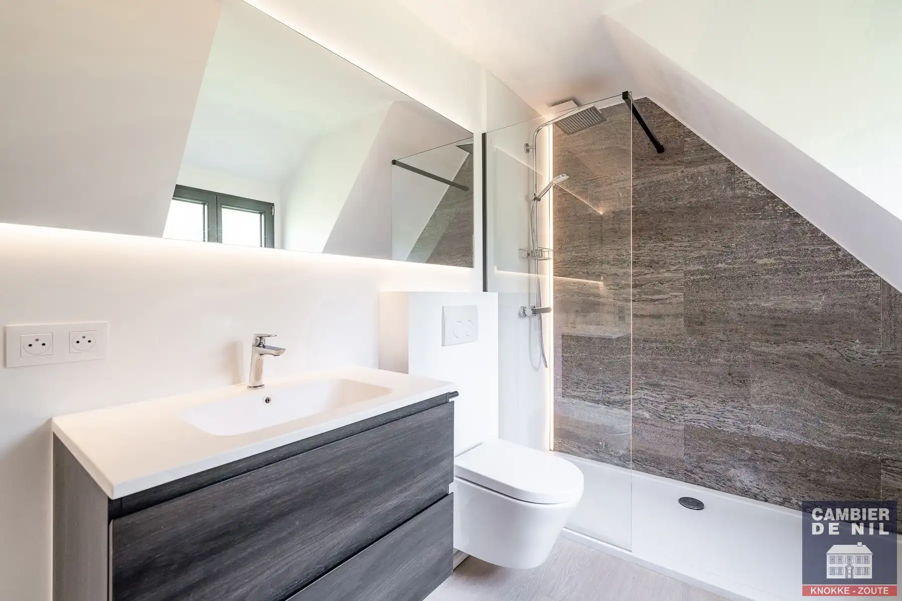 Charmante, vrijstaande woning in alle rust met tuin in het Zoute foto 37