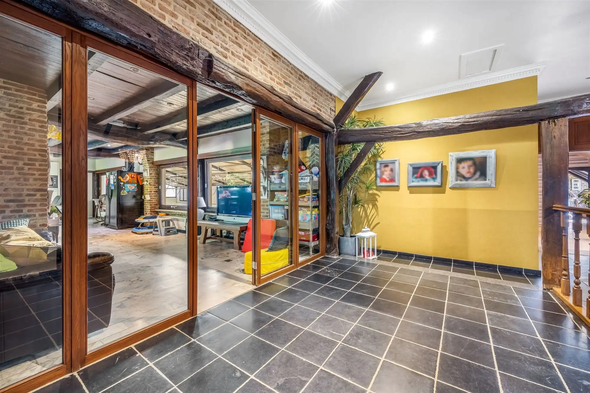 UNIEKE EIGENDOM MET 24 PAARDENSTALLEN EN BINNENPISTE OP CA 10 HECTARE TE PAAL-BERINGEN foto 22