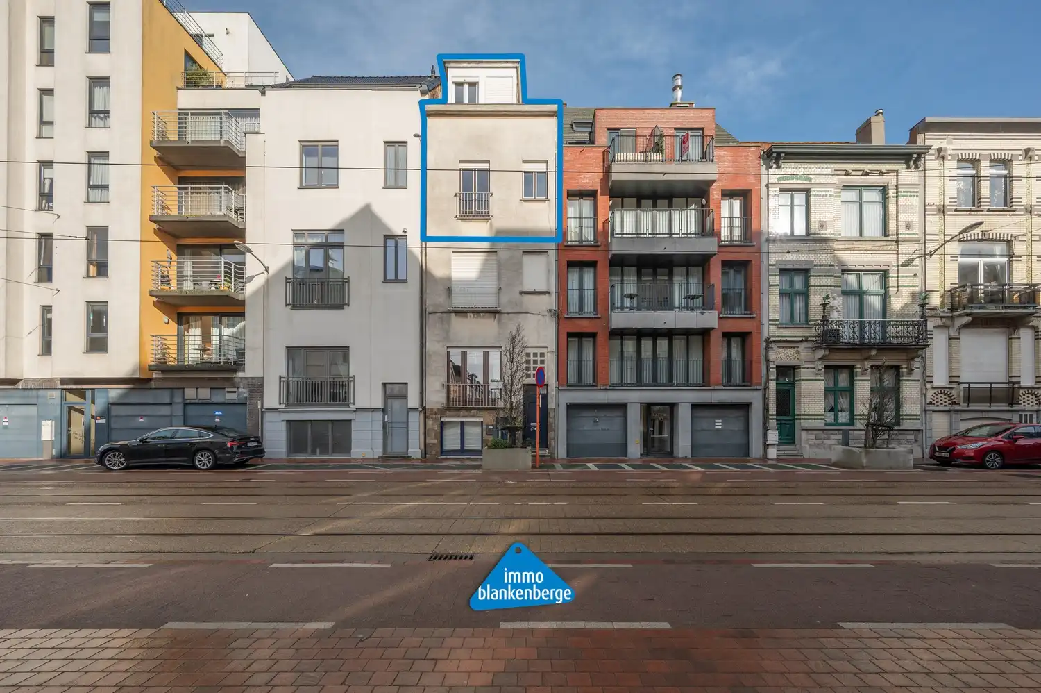 Hoofdfoto van de publicatie: Ruim te renoveren duplex appartement in kleine Residentie