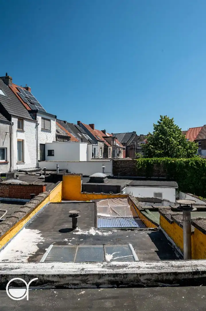 Rijwoning met 5 slaapkamers gelegen vlakbij de Palinghuizen foto 14
