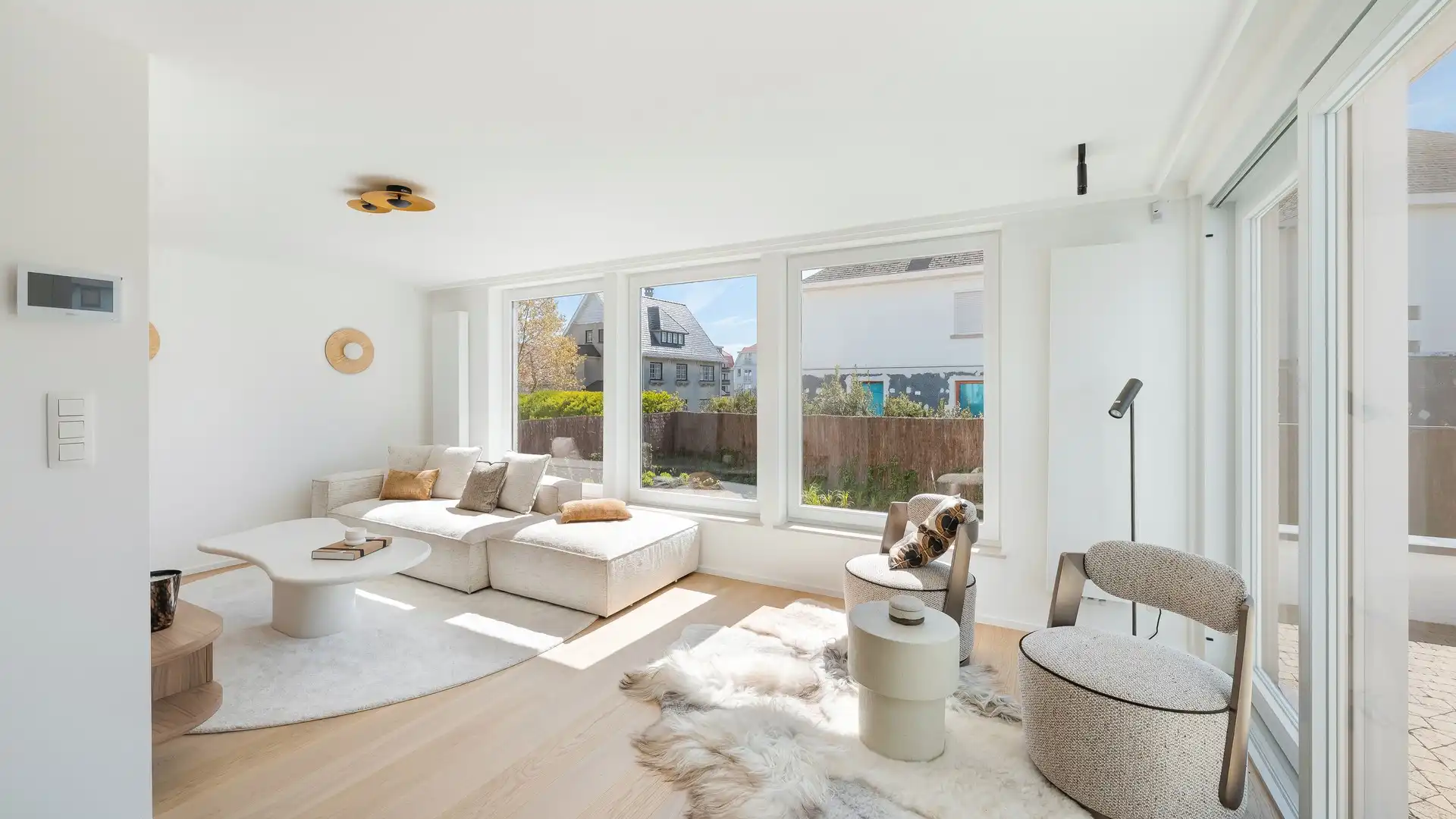 Exclusief gerenoveerde villa op een absolute toplocatie foto 9