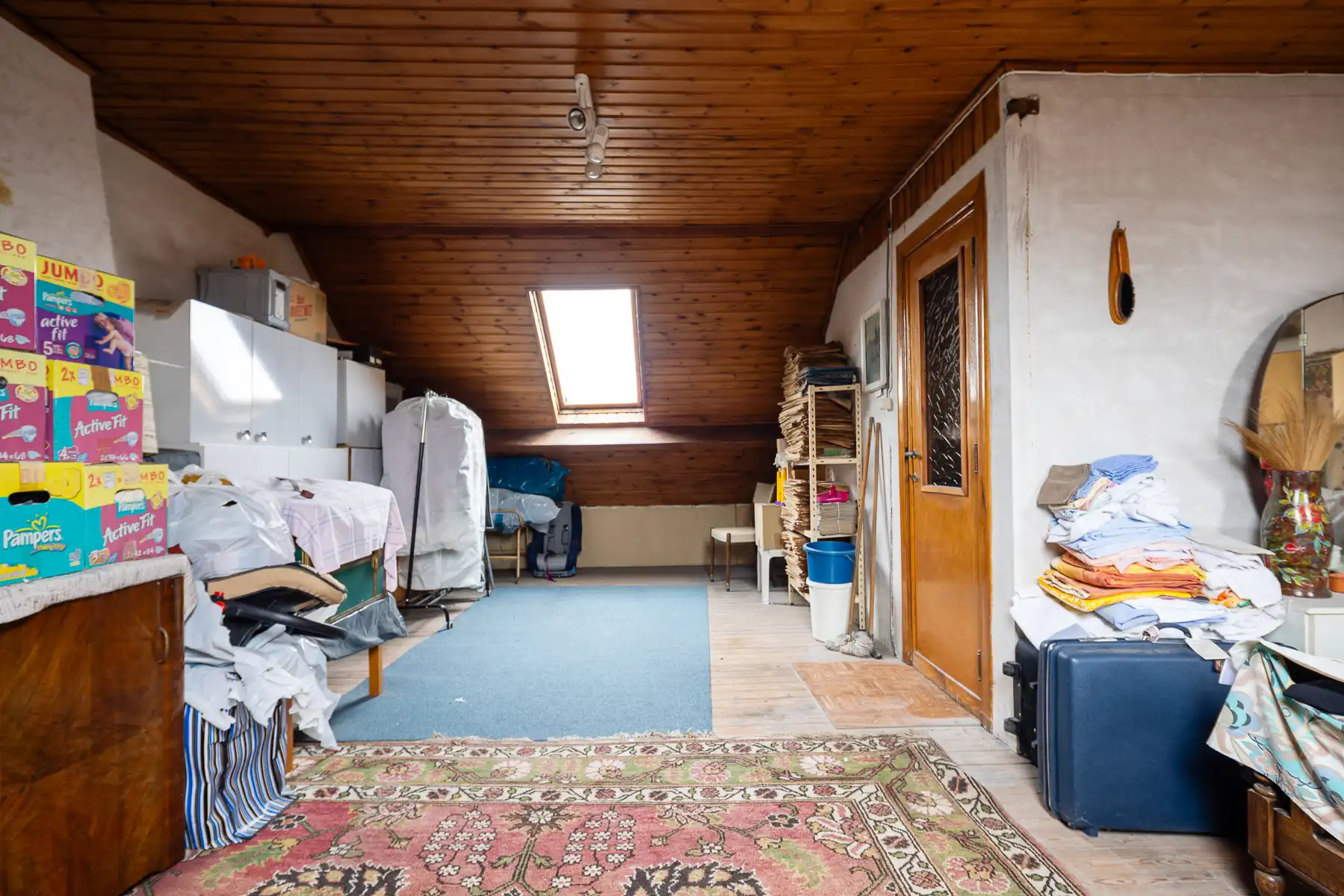 Gezinswoning met tuin, terras en garage foto 19