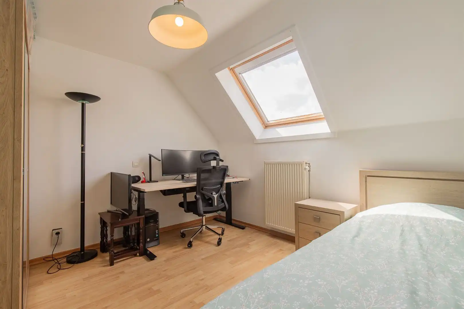 Instapklare HOB met garage op top-locatie in Oudegem foto 12