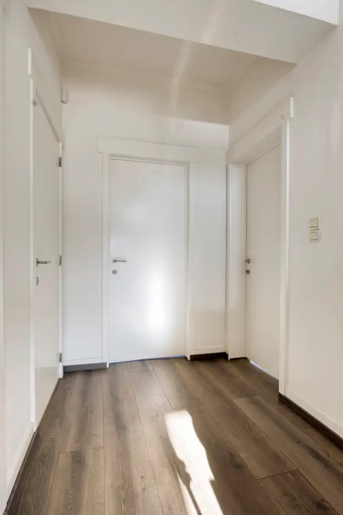 Uitstekend gelegen handelshuis met duplexwoonst  foto 11