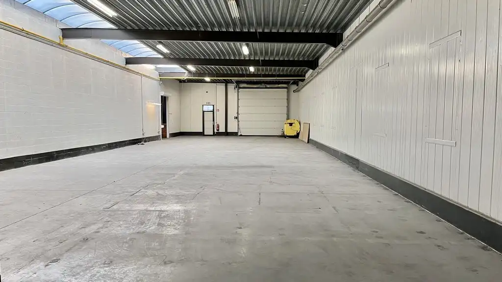 Opslagruimte te huur vlakbij E313 in Herentals foto 3