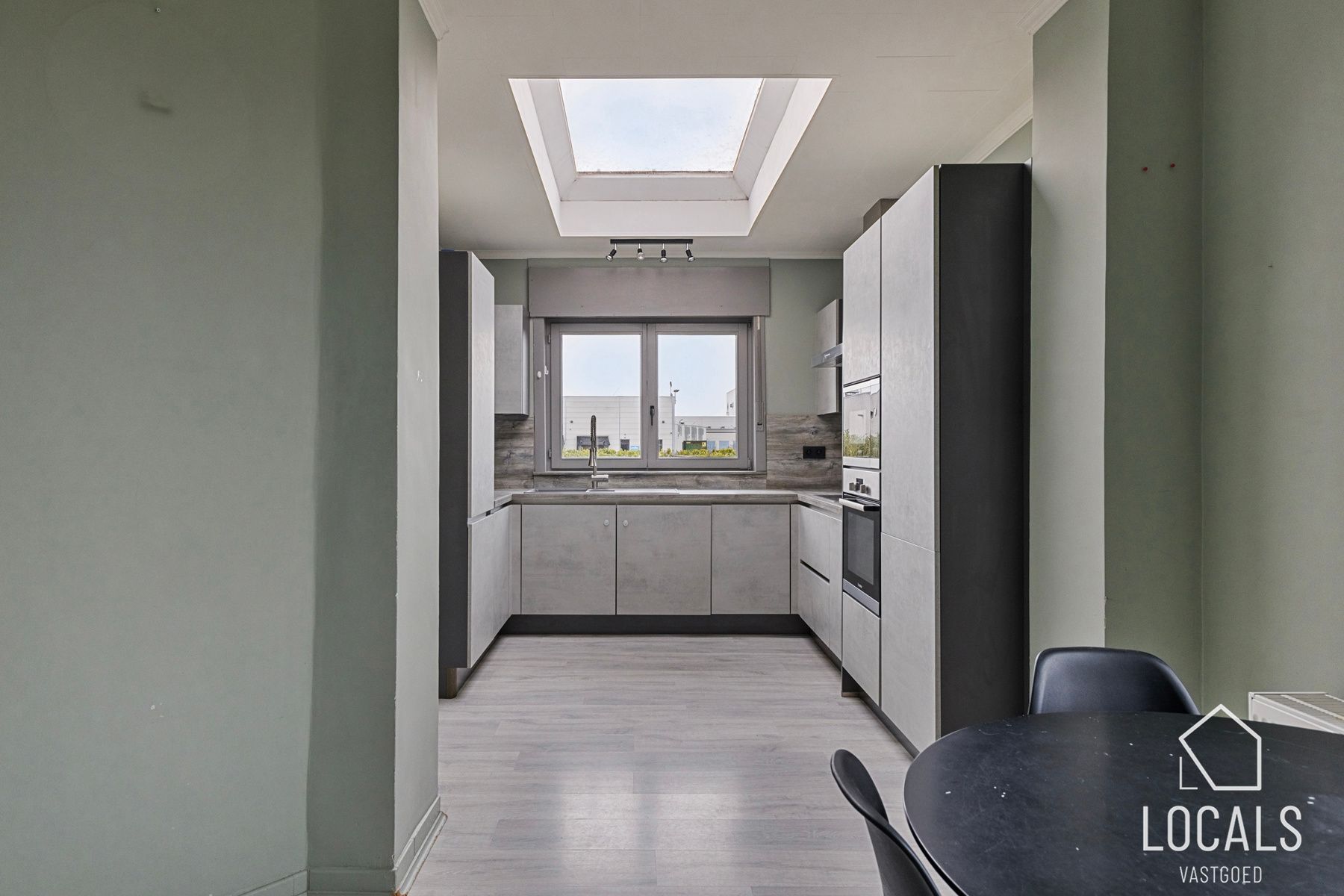 Rustig gelegen woning nabij centrum foto 2