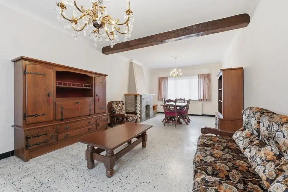 OP TE FRISSEN GEZINSWONING MET GARAGE OP EEN RUIM PERCEEL VAN 10A IN GINGELOM foto 13