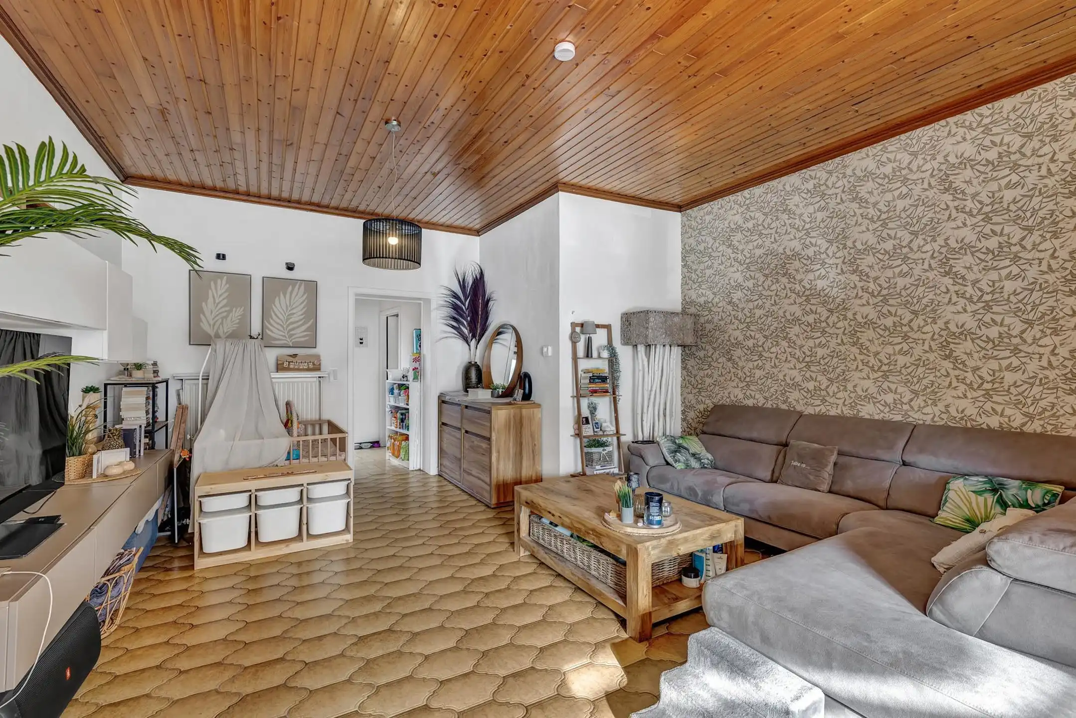 Ideale starterswoning of investeringspand met goede ligging foto 4