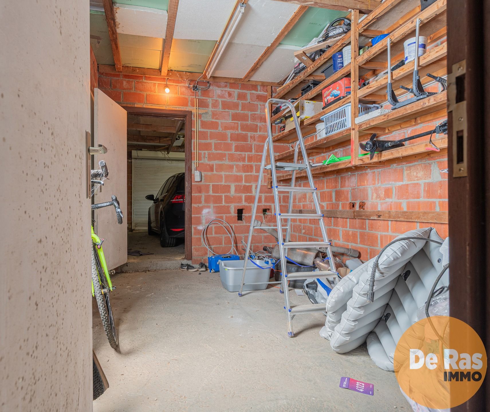 WOUBRECHTEGEM–Solide woning met loods in landelijke omgeving foto 24