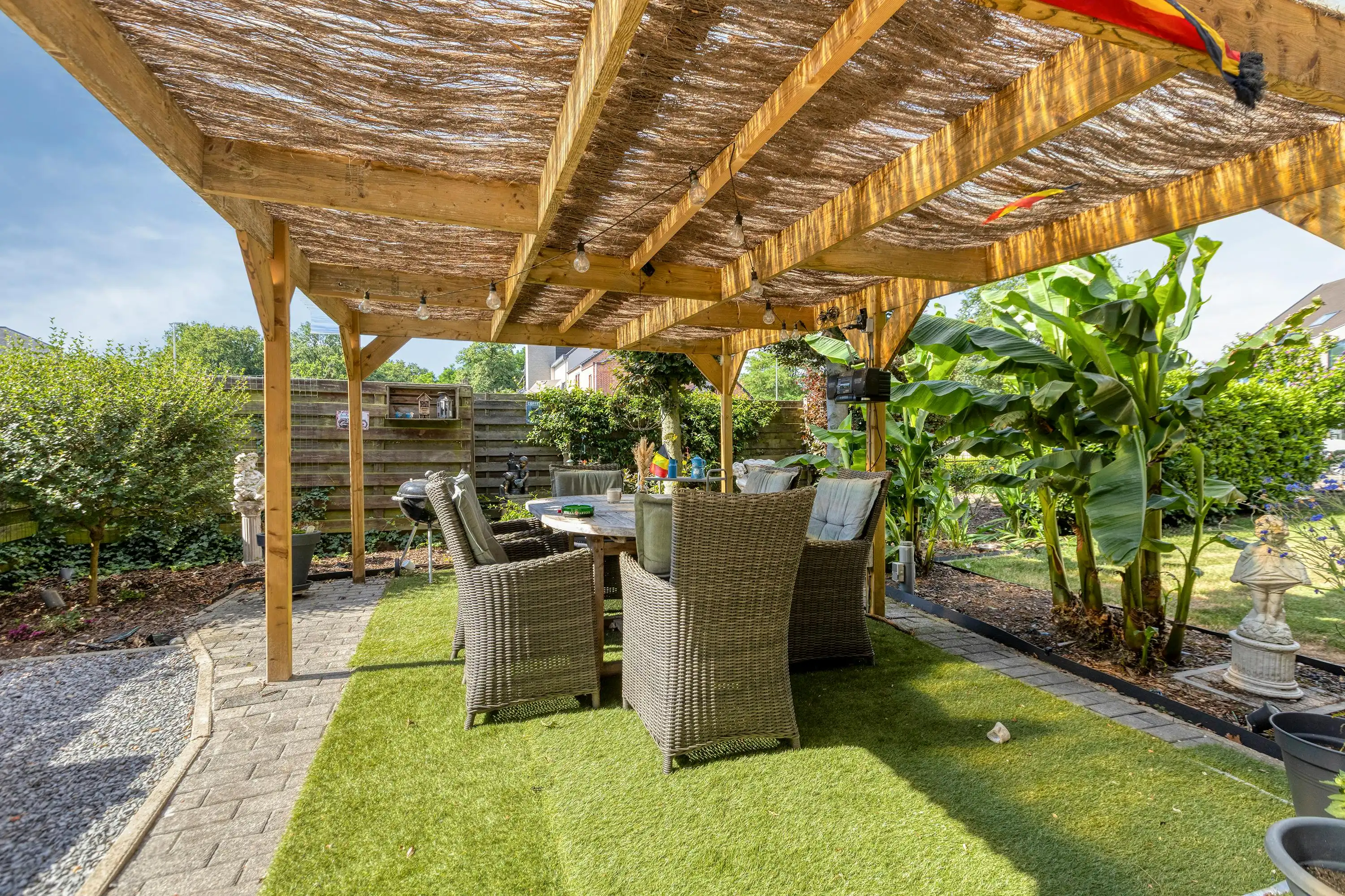 3 woningen als één geheel te koop op toplocatie in Zonhoven foto 31