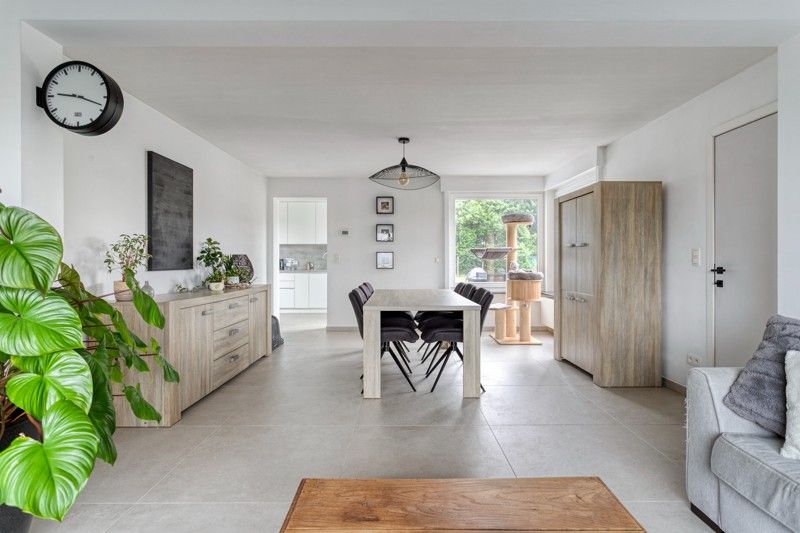 🏡 Gezellige alleenstaande woning met zonnige tuin TE KOOP in Wielsbeke! foto 5