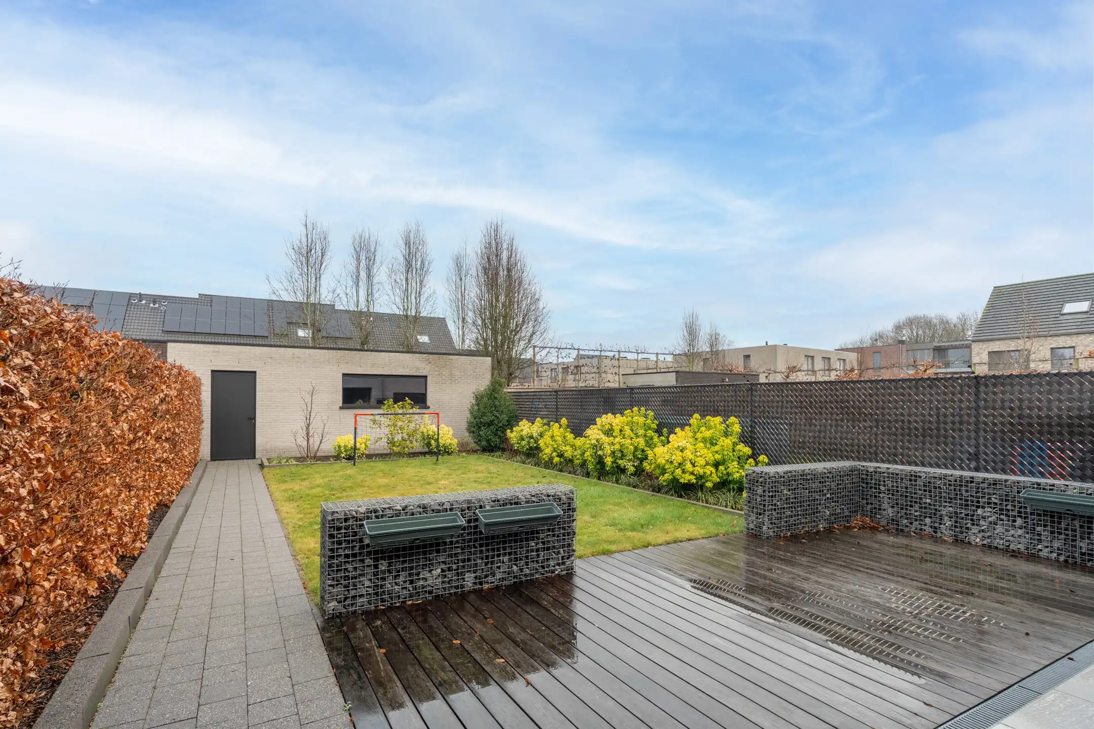 Ruime moderne woning met garage en tuin nabij het centrum van Turnhout. foto 42