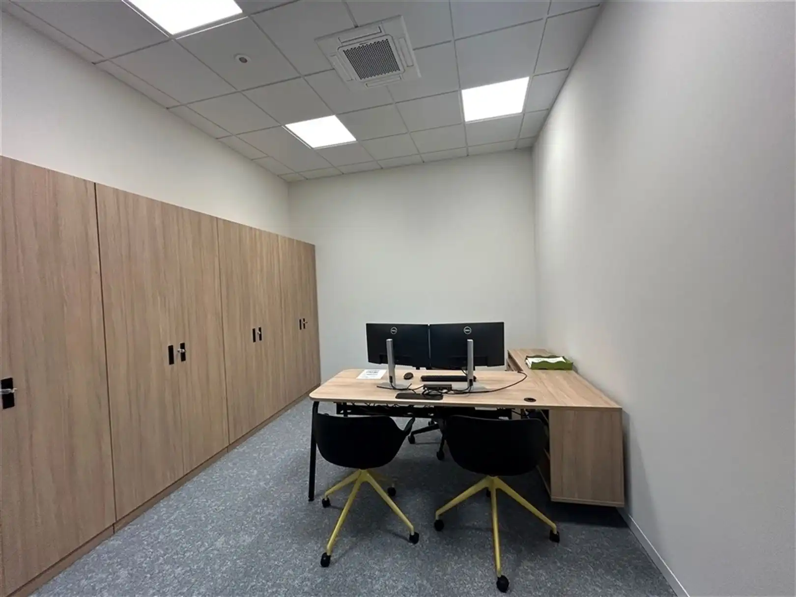 Kantoorgebouw foto 9