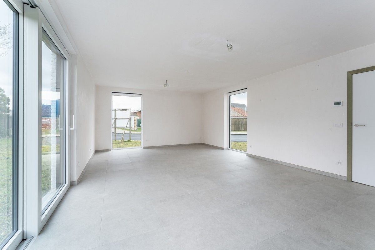 Laatste halfopen nieuwbouwwoning Jabbeke foto 7