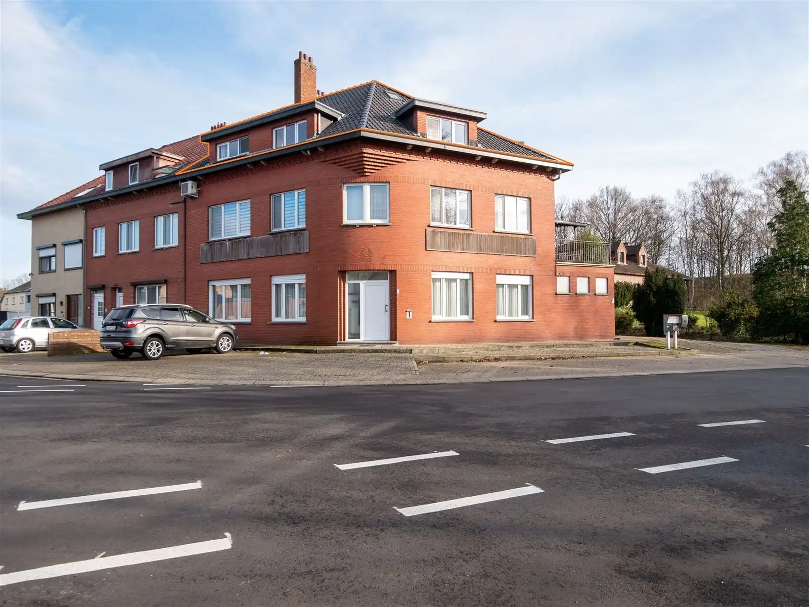 Appartement foto {{pictureIndex}}