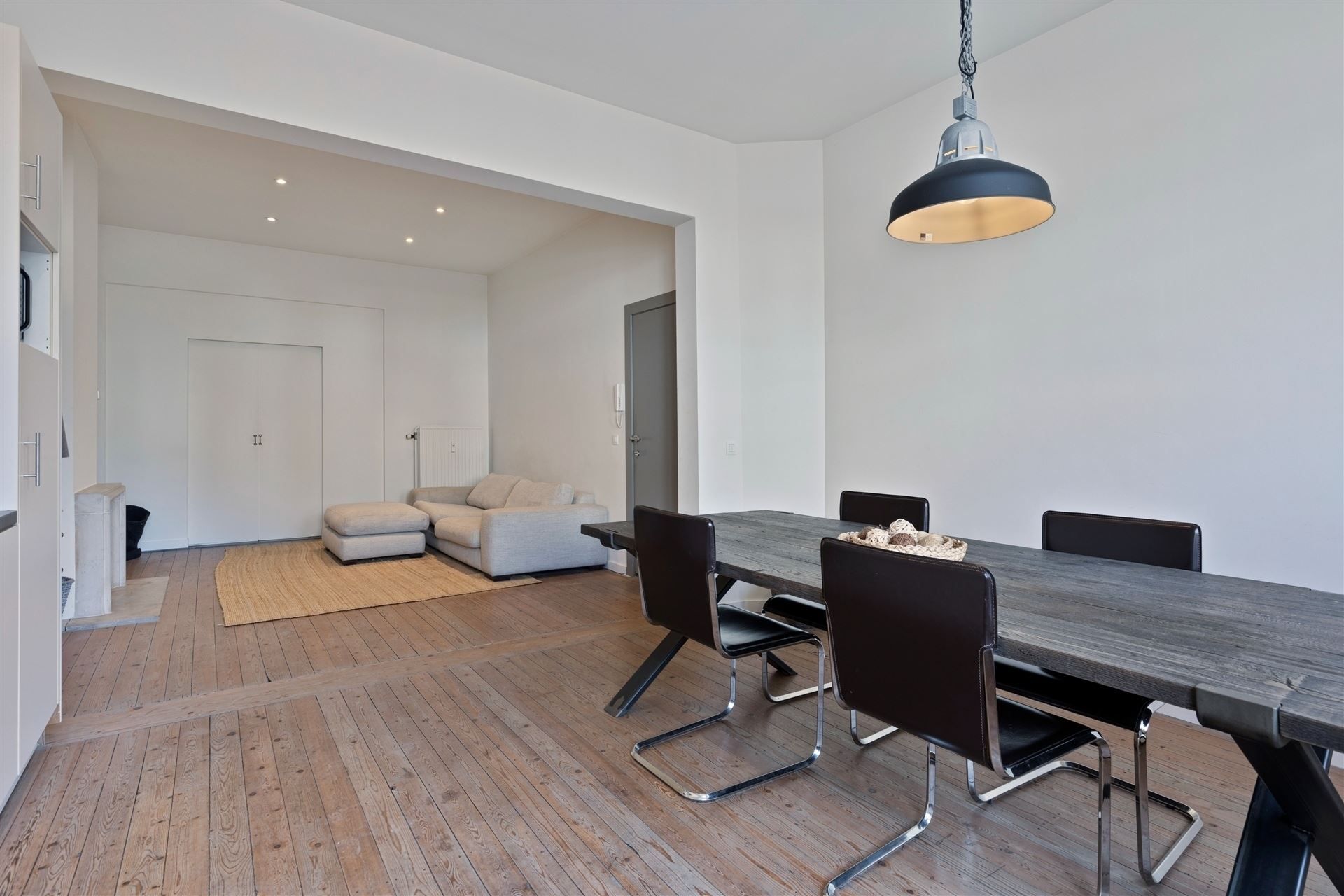 Karaktervolle woning met twee aparte woonunits foto 6