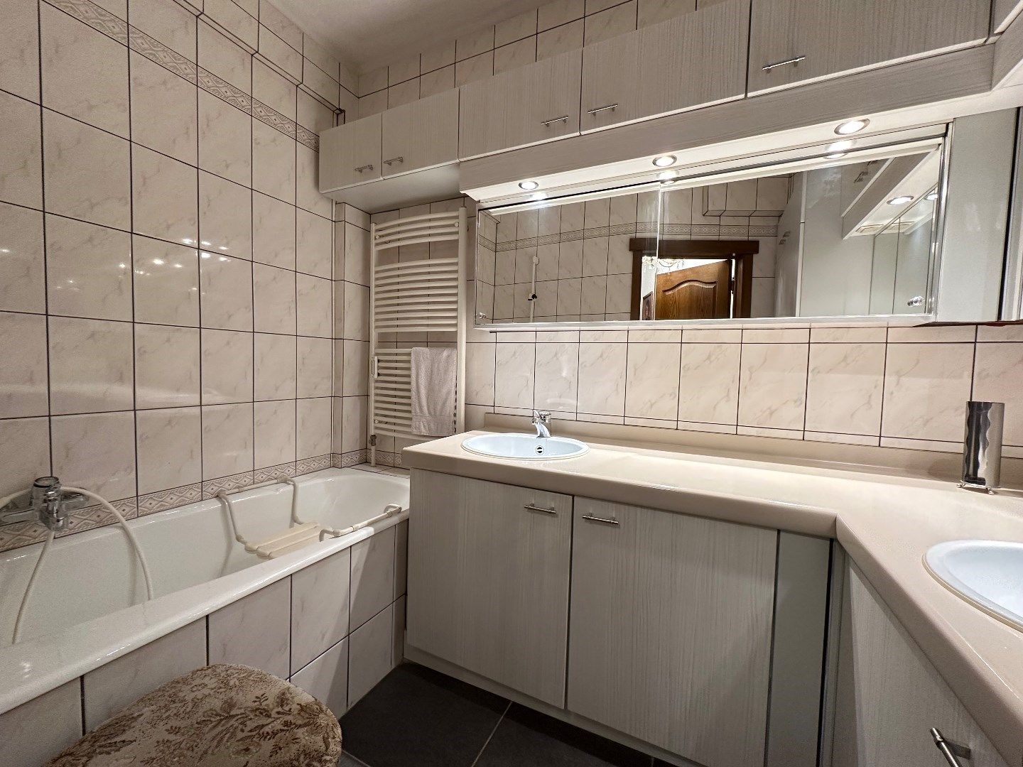 Ruim appartement met 2 slaapkamers in het centrum van Tongeren-Borgloon foto 11