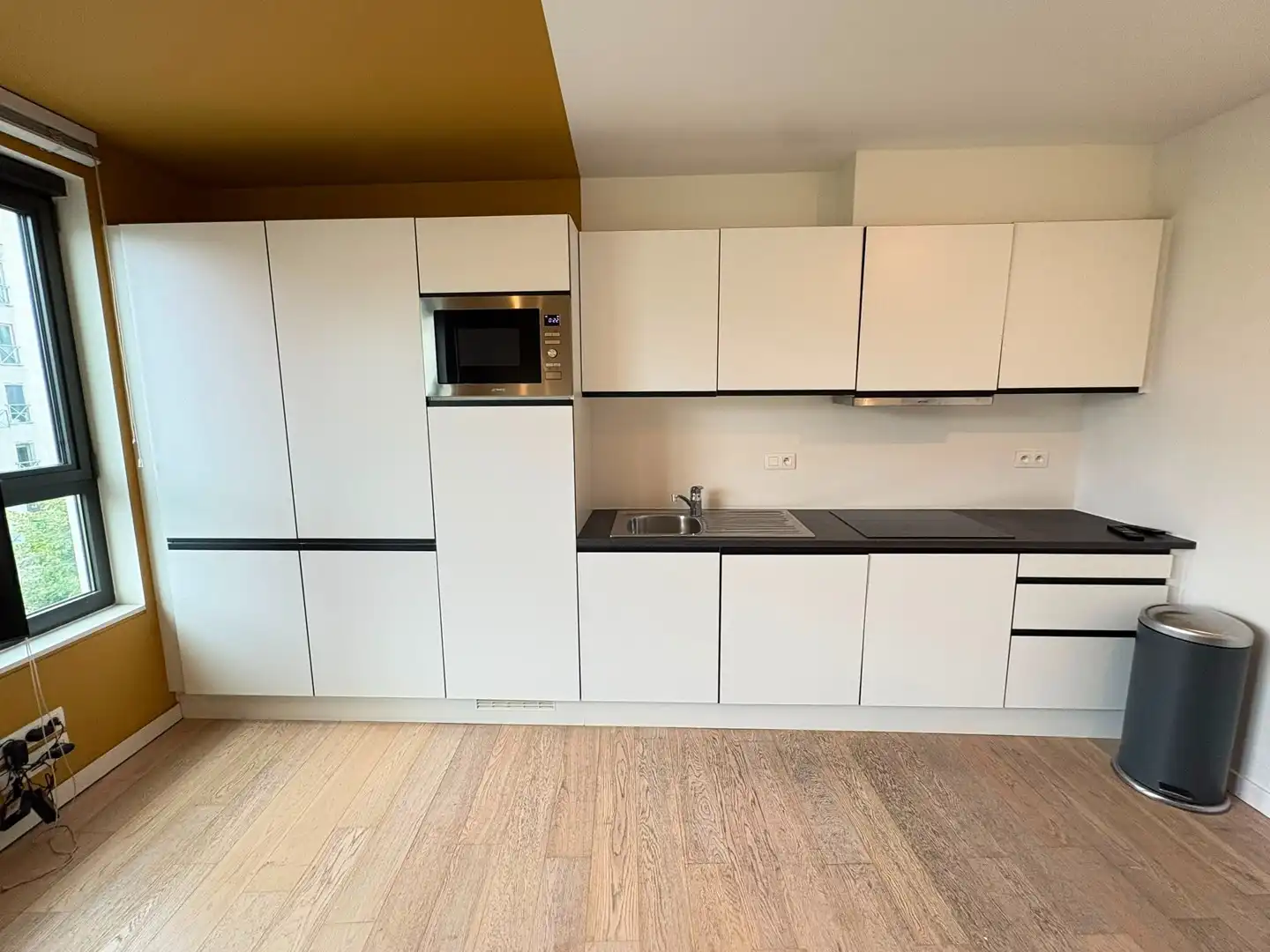 GEMEUBELD APPARTEMENT MET RUIM TERAS foto 4