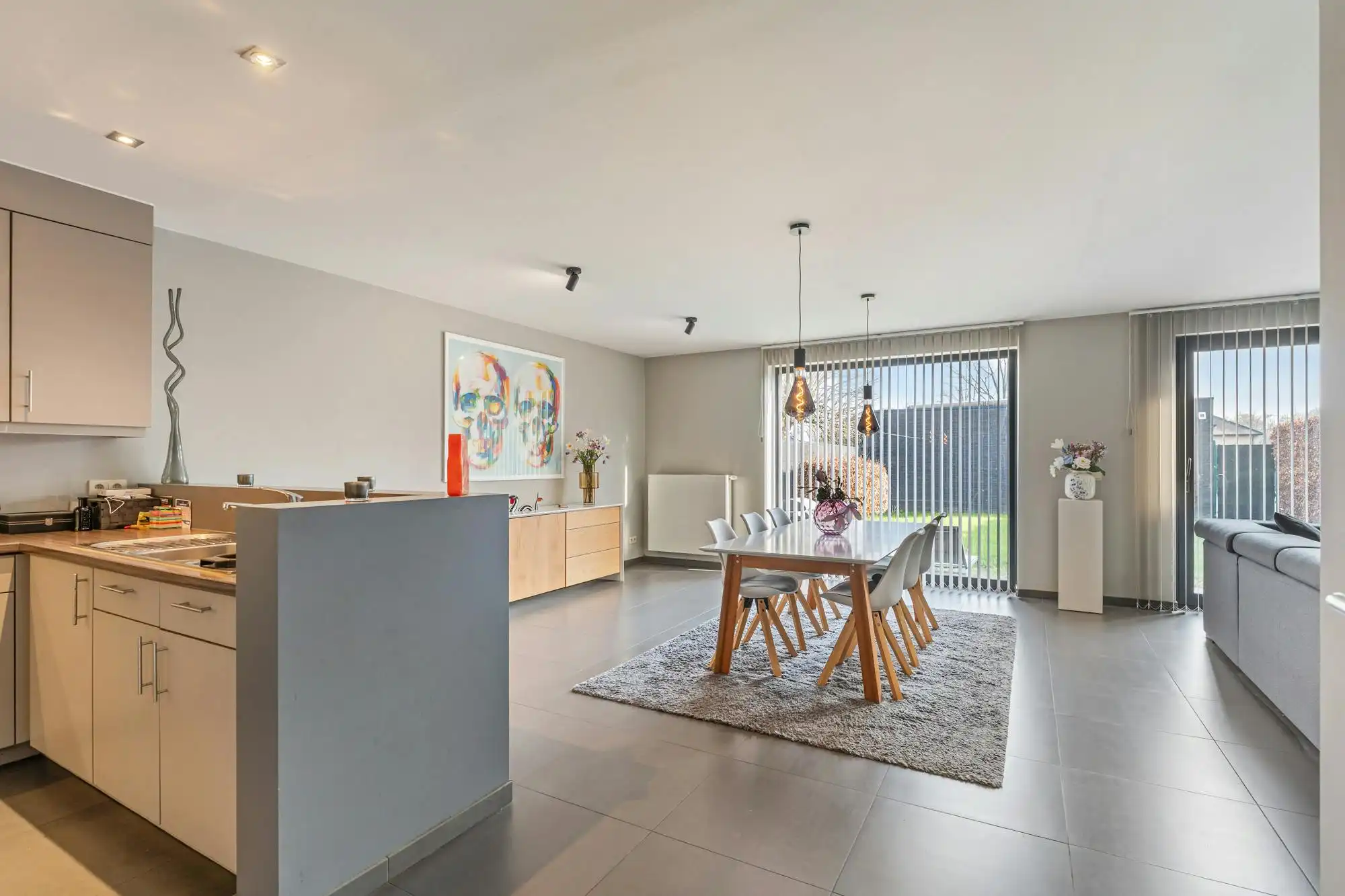 Gelijkvloers appartement met tuin en garagebox in Genk foto 4