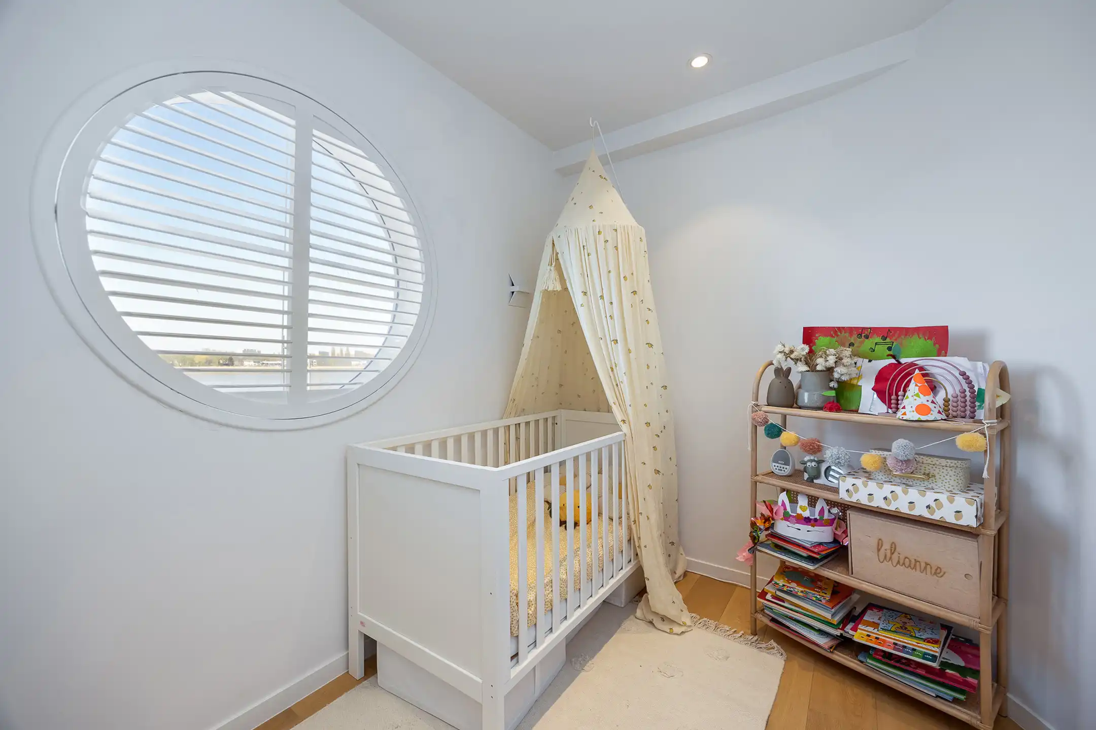 ANTWERPEN-KAAIEN - Frontaal zicht op de Schelde foto 9