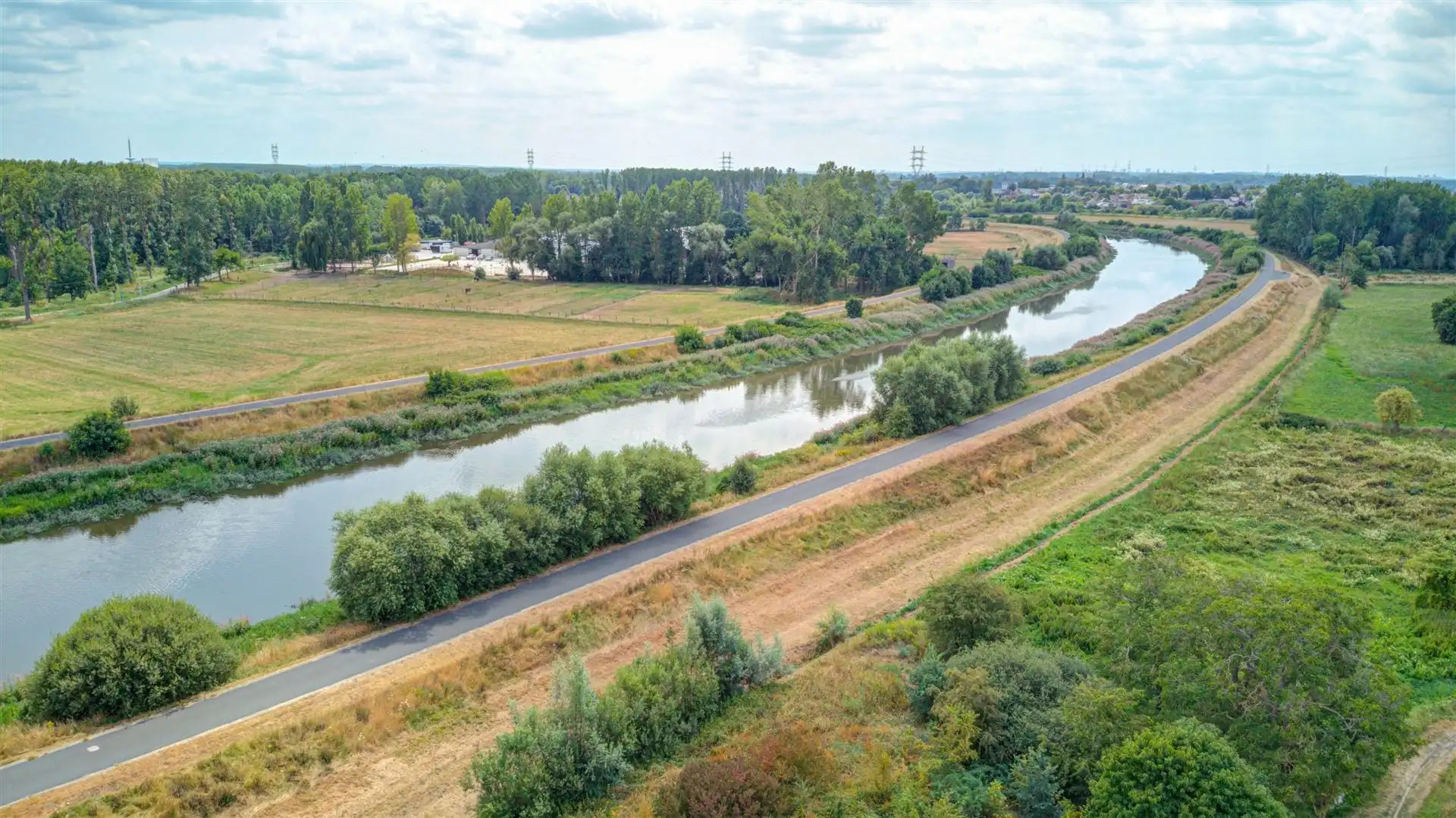 Uniek wonen op zalige ligging met veel mogelijkheden foto 29