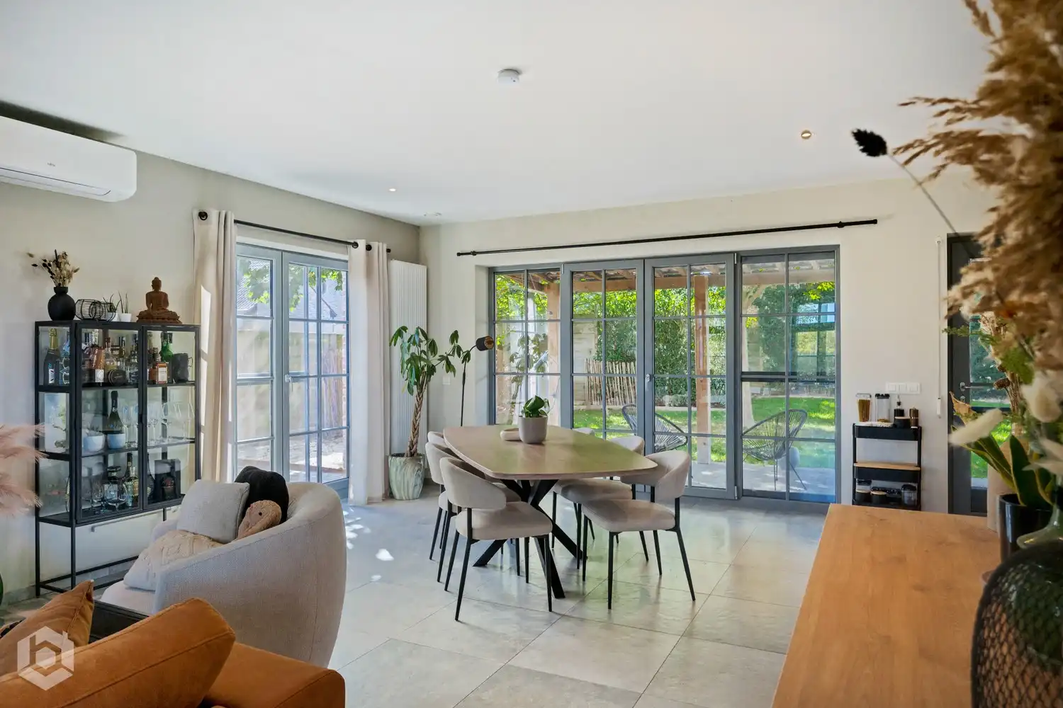 Recente, energiezuinige woning met 3 slaapkamers foto 5