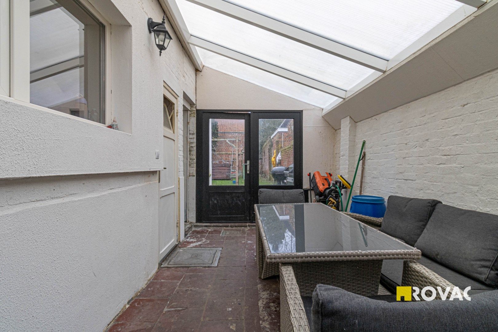 Verrassend ruime woning in centrum Izegem met 4 slaapkamers en tuin foto 12