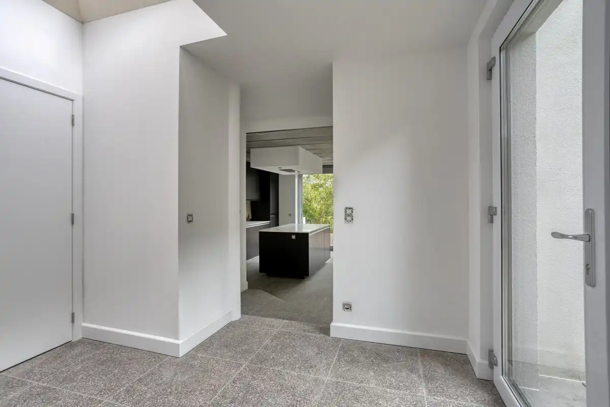 Gerenoveerde woning aan Coloma - EPC label A foto 2