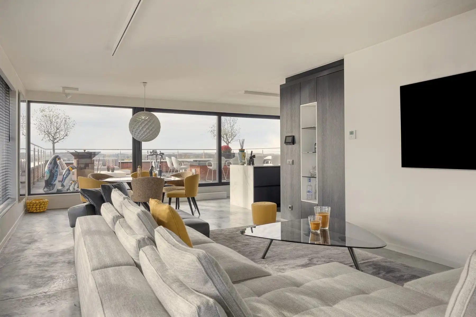 Exclusief penthouse in de voormalige brouwerij Martinas foto {{pictureIndex}}