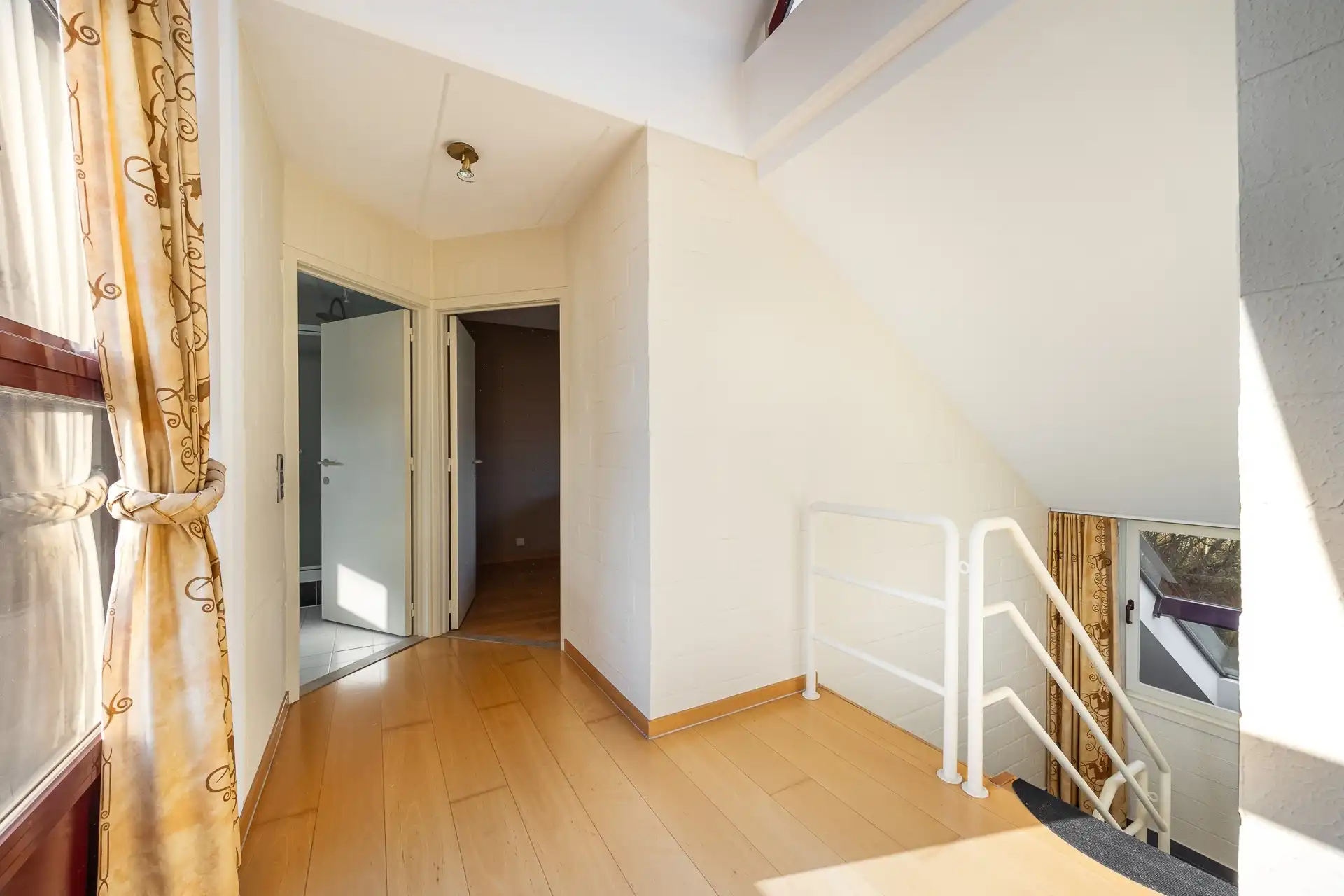 Karaktervolle architecturale parel van Architect Paul De Roo foto 24