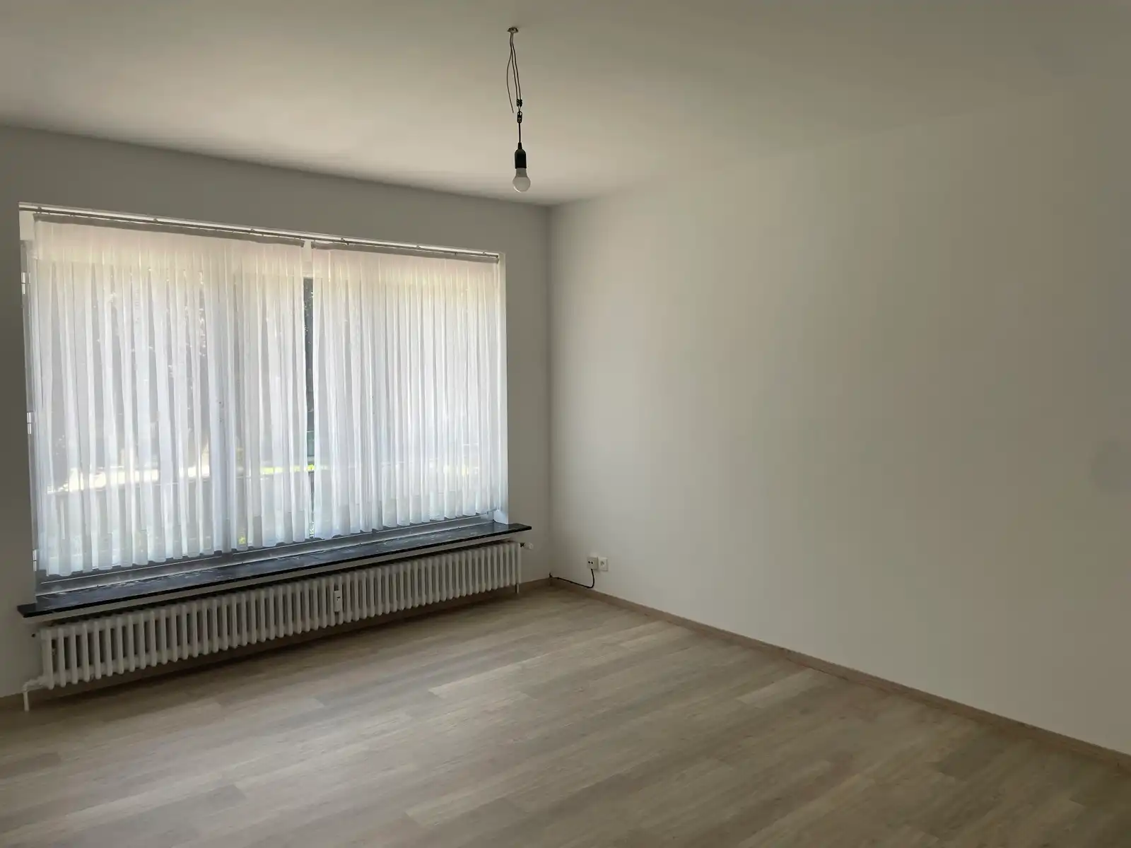 Leemans Immobiliën biedt u dit instapklare appartement te huur aan in Asse foto 5