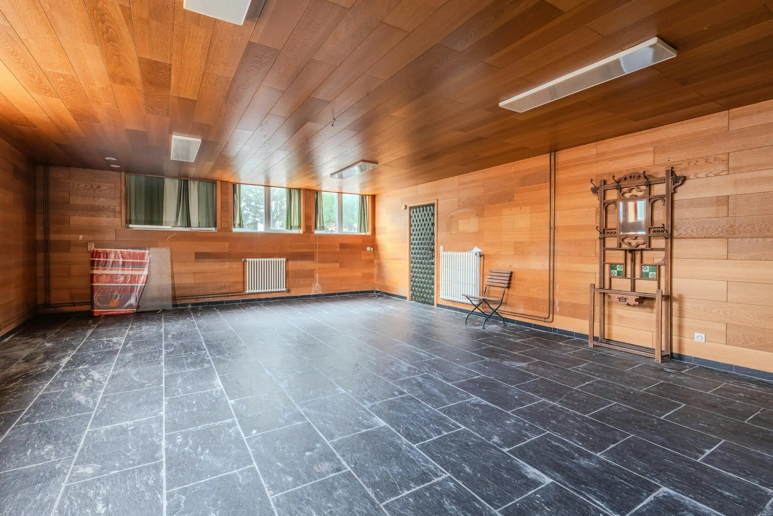 Hoekhuis met veel potentieel te koop te Mariakerke foto 27