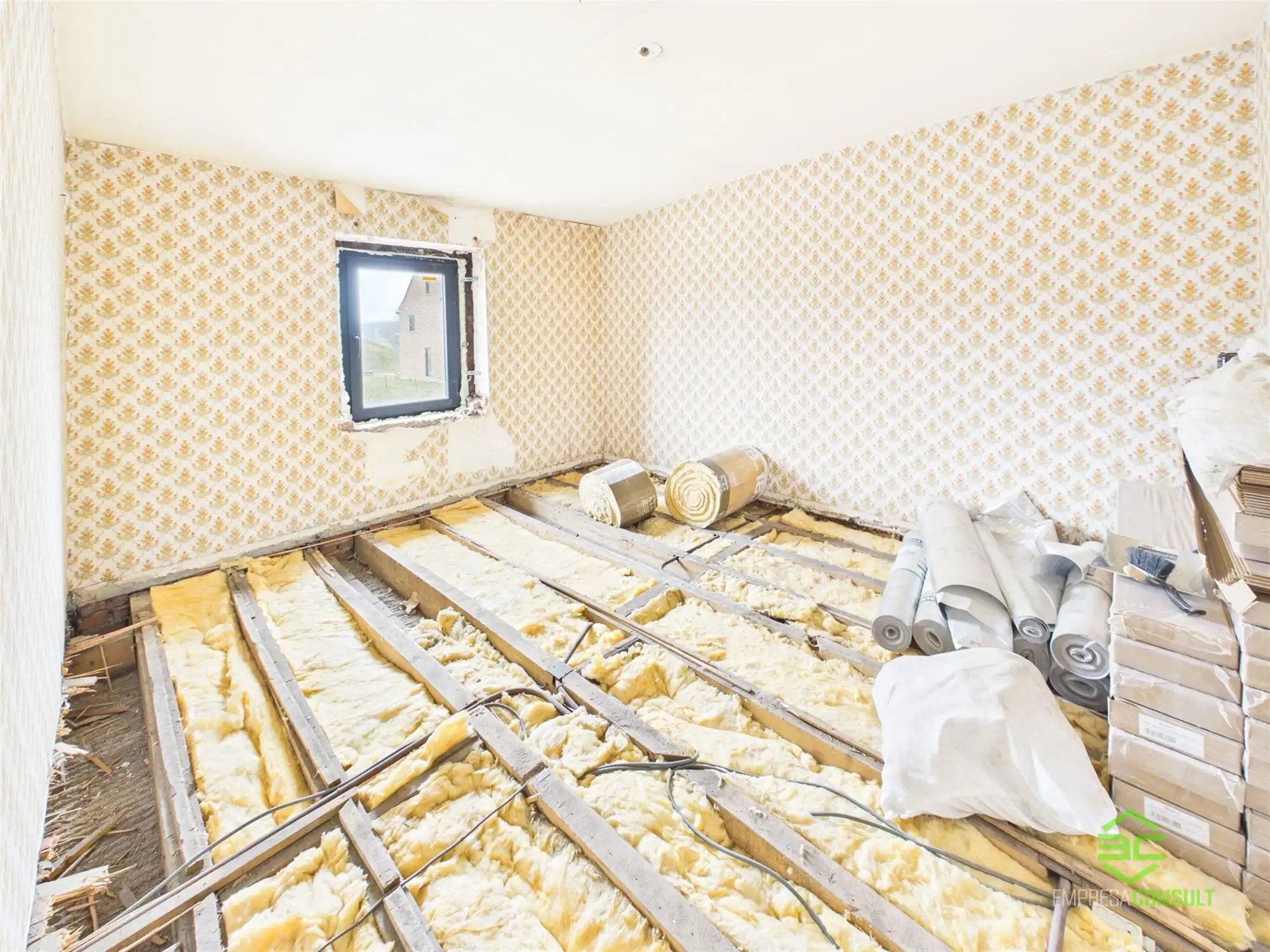 Deels gerenoveerde gezinswoning met 4 slpk op 8a84ca! foto 12