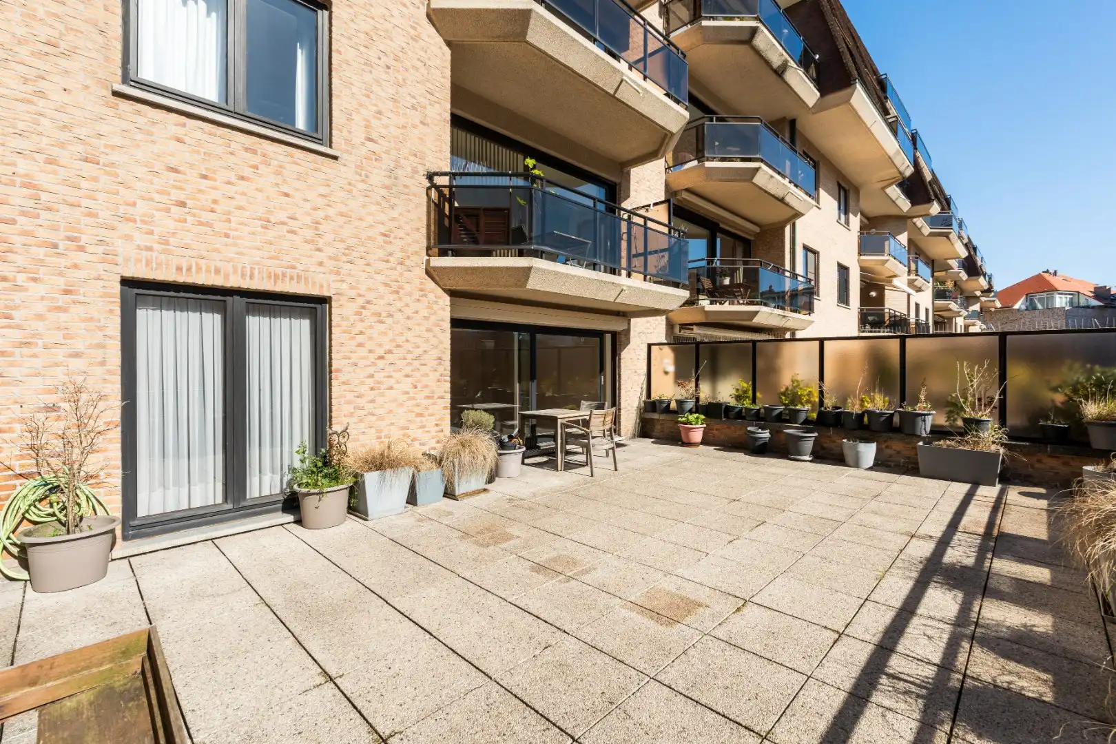 CENTRAAL RUIM  ZONGERICHT WOONAPPARTEMENT OP 100 METER VAN DE ZEEDIJK foto 8