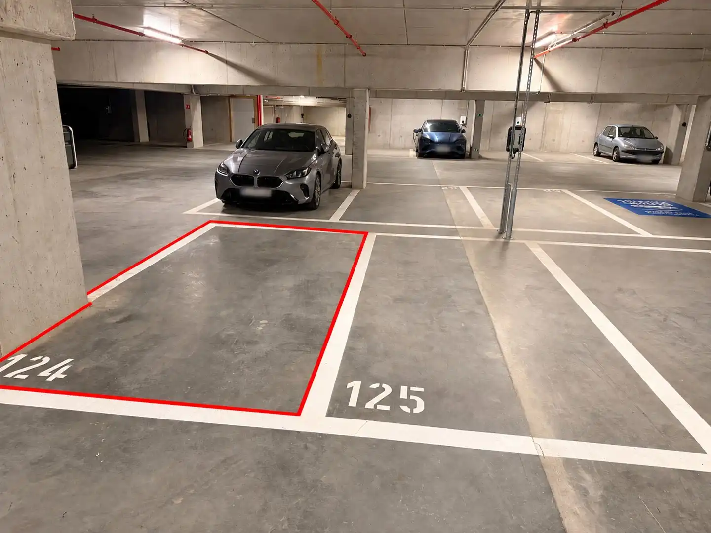 Parkeerplaats te huur Lange Lobroekstraat 118 - 2600 Berchem (2600)