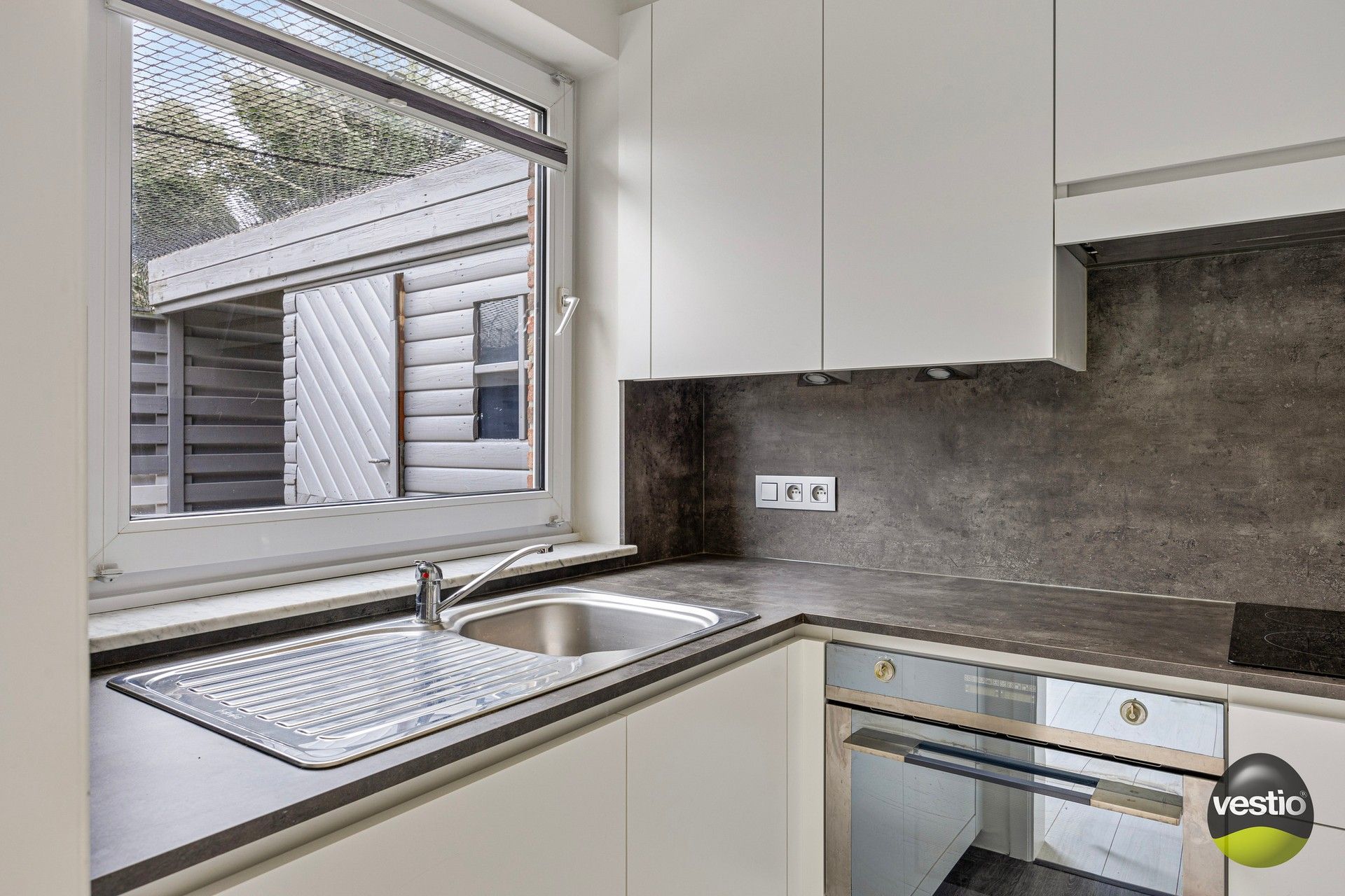 Fris, gelijkvloers appartement met mooi terras en parking. foto 8