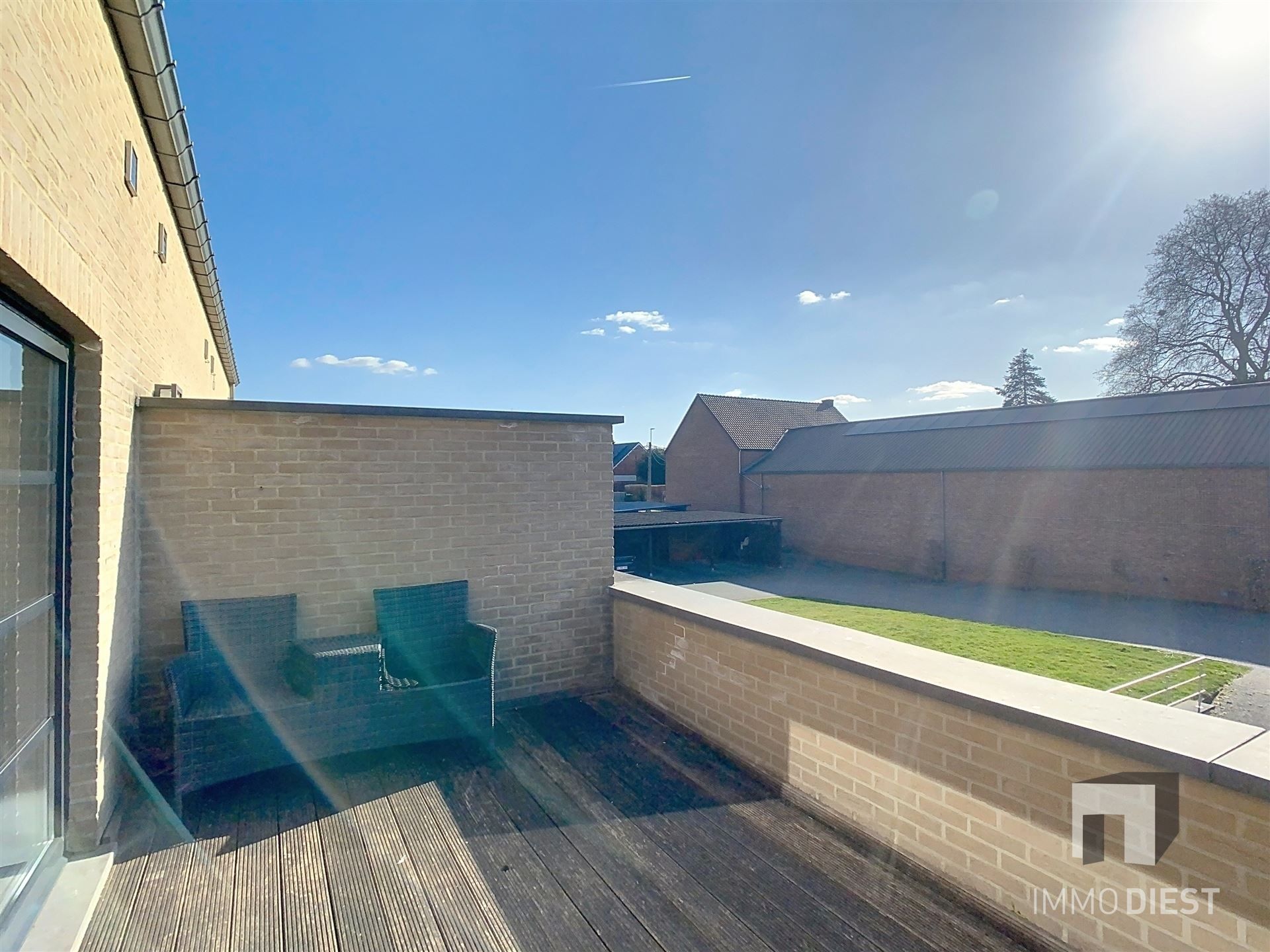 Ruim en energiezuinig duplexappartement (100 m²) met zonnig terras in Schaffen foto 12