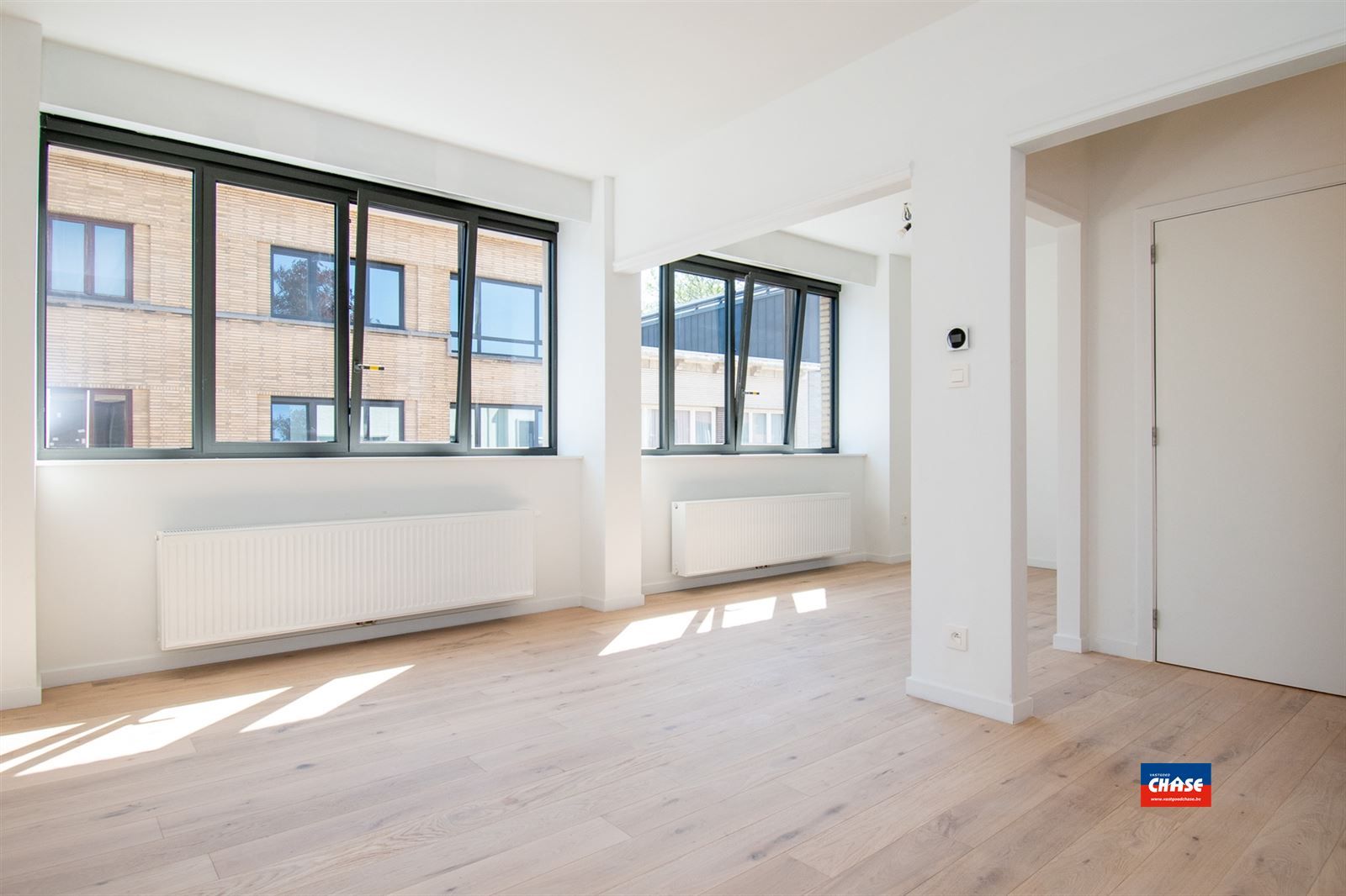 Gerenoveerd appartement met één slaapkamer foto 2
