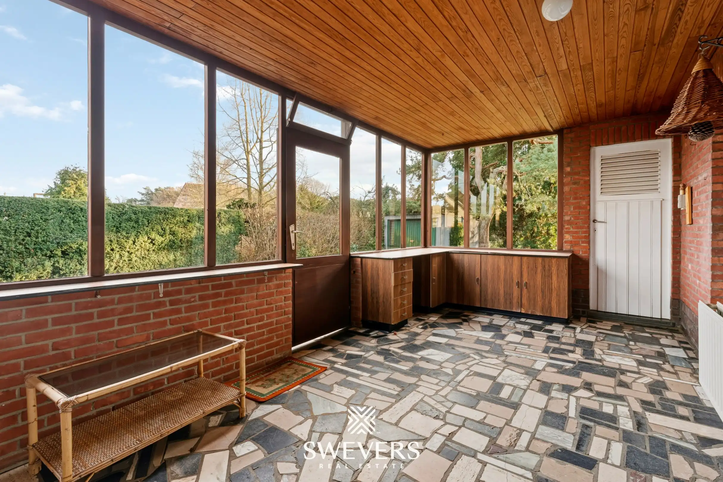 Vrijstaande woning met drie slaapkamers, bureauruimte en tuin in Houthalen foto 21