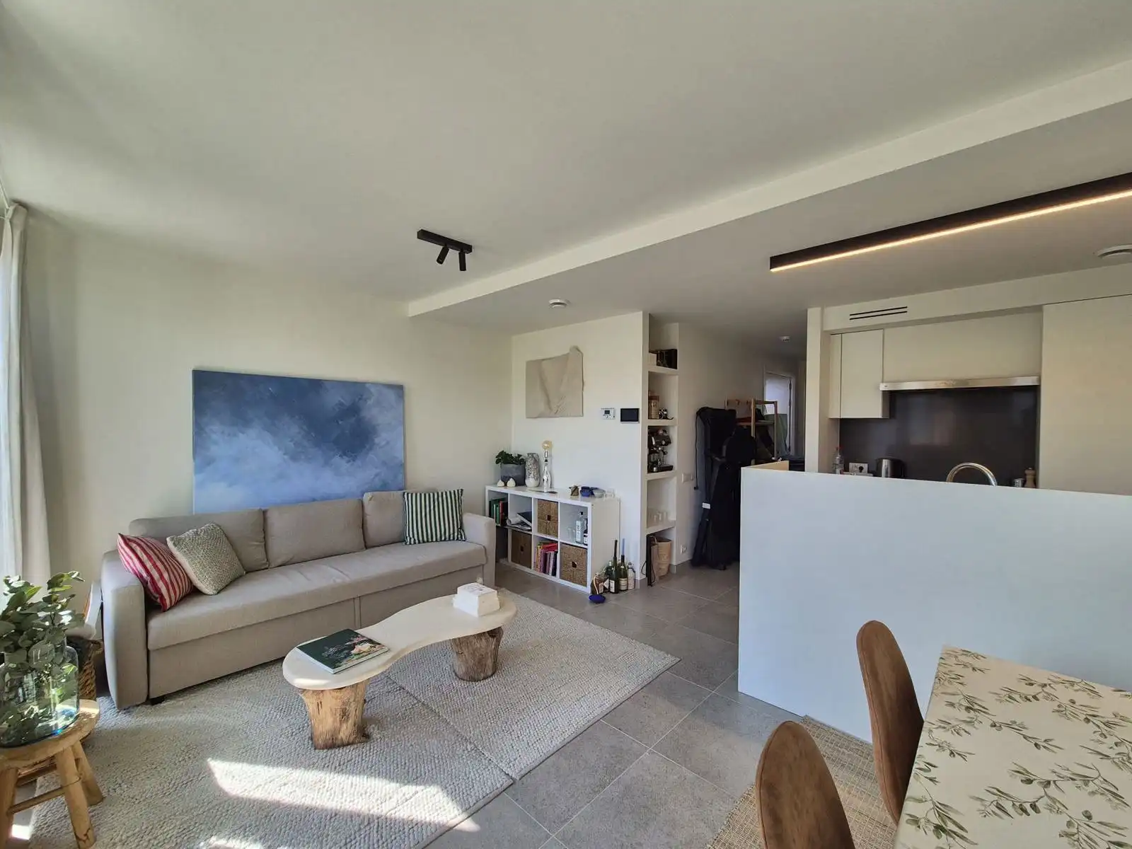Nieuwbouw appartement met 1 slaapkamer nabij centrum Gent foto 3