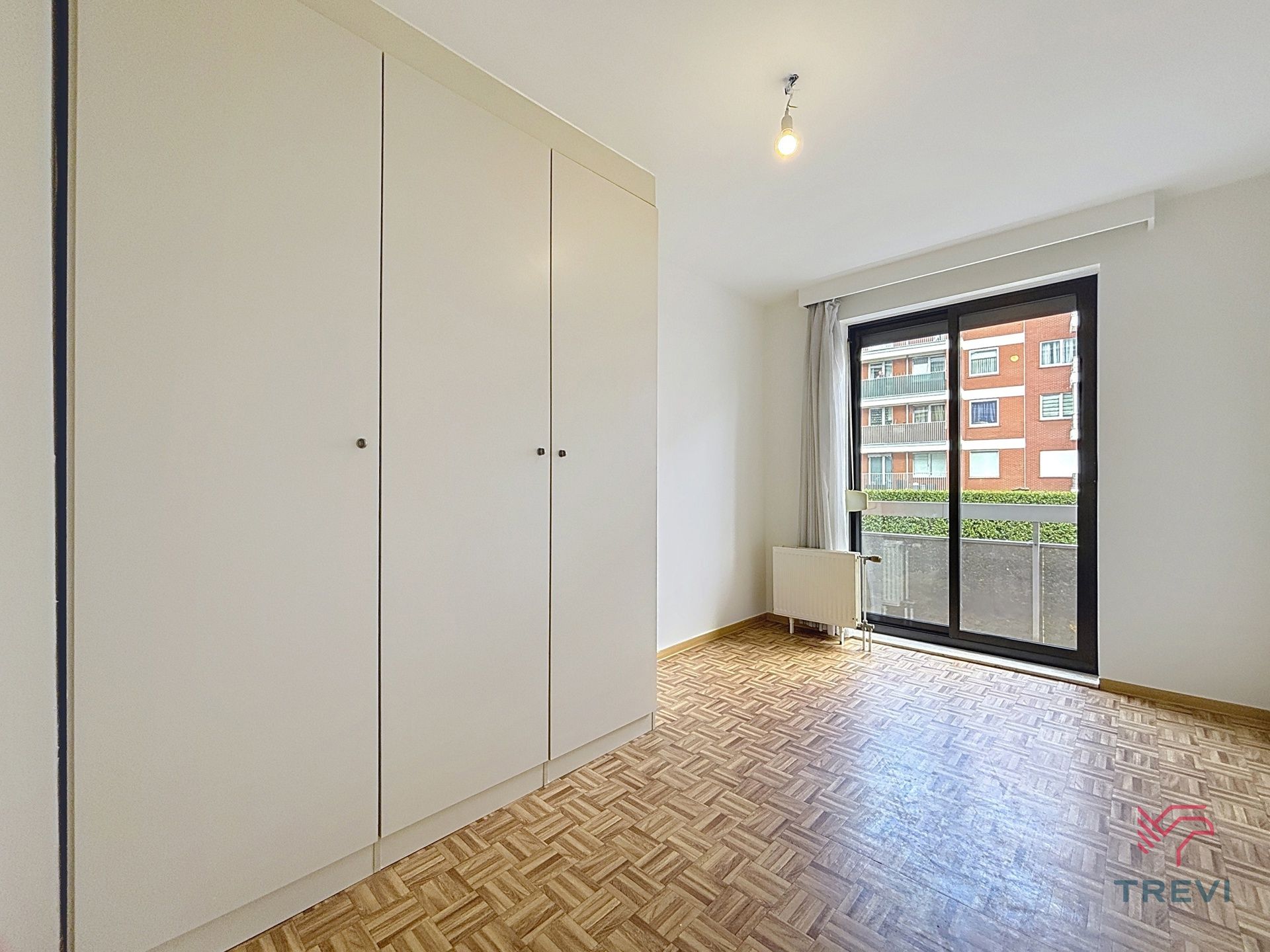 2-slaapkamerappartement met terras  foto 8