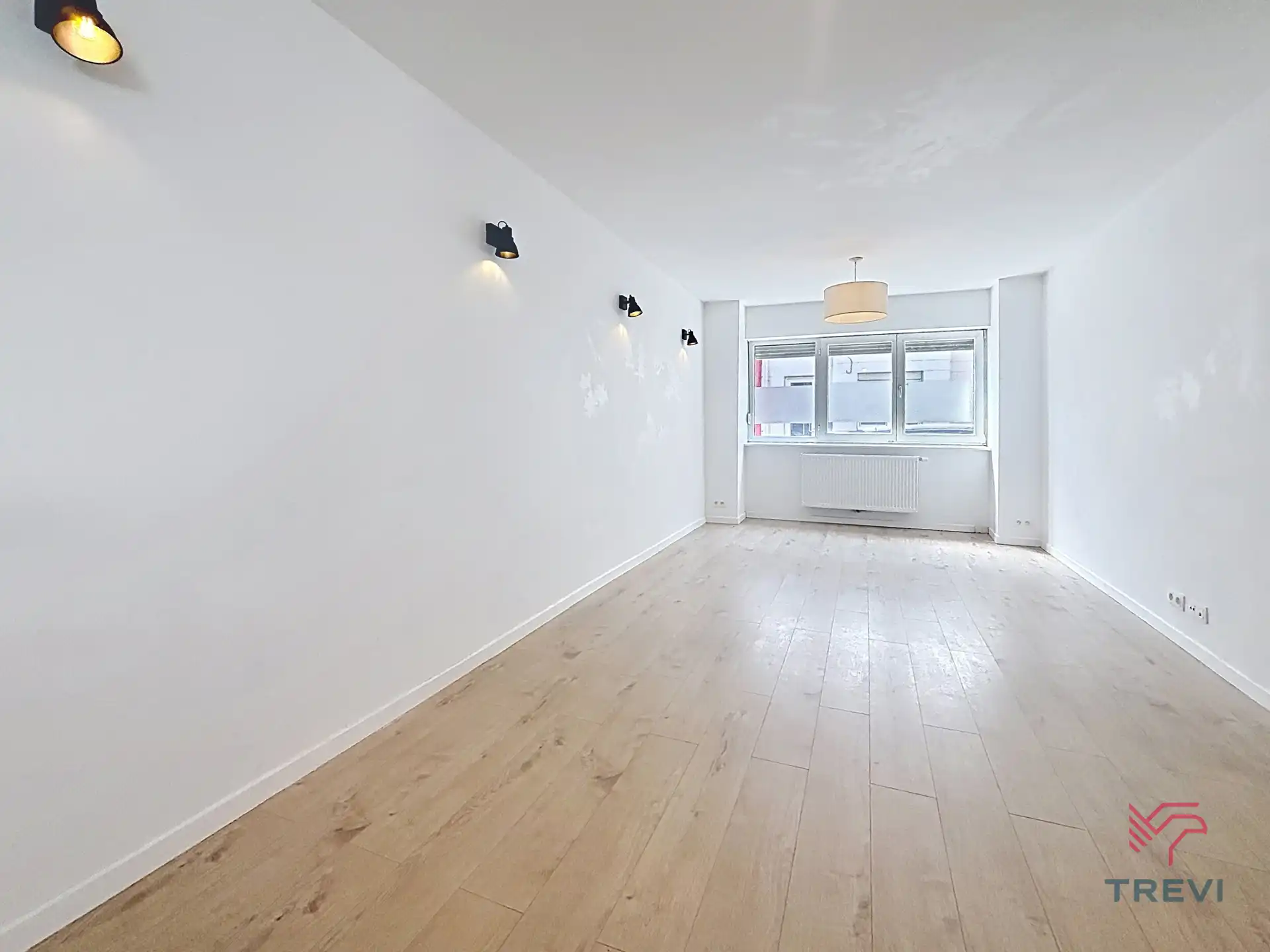 Mooie woning met 4 slaapkamers !  foto 4