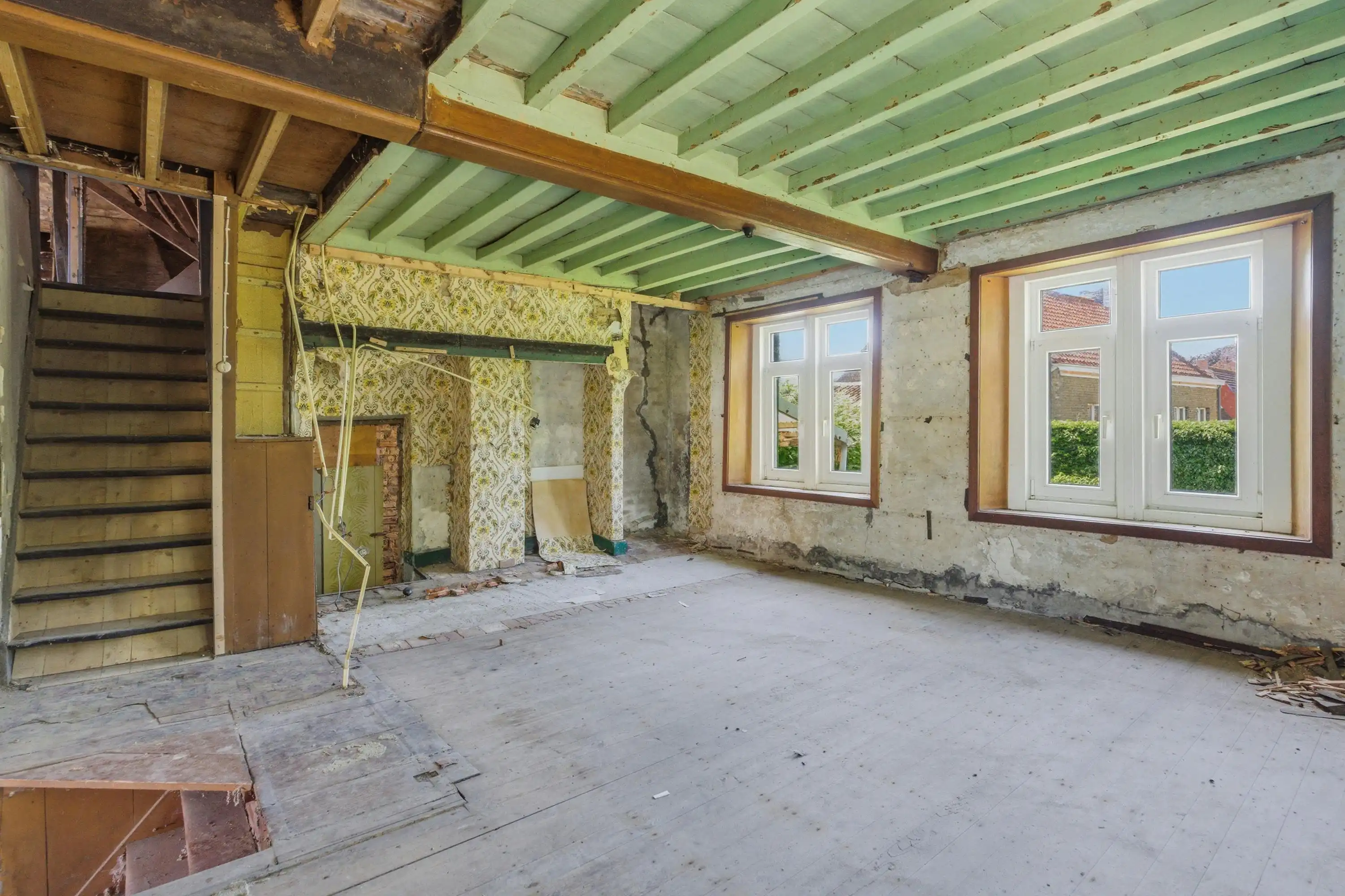Karaktervolle renovatiewoning met veel potentieel in Beauvoorde. foto 8