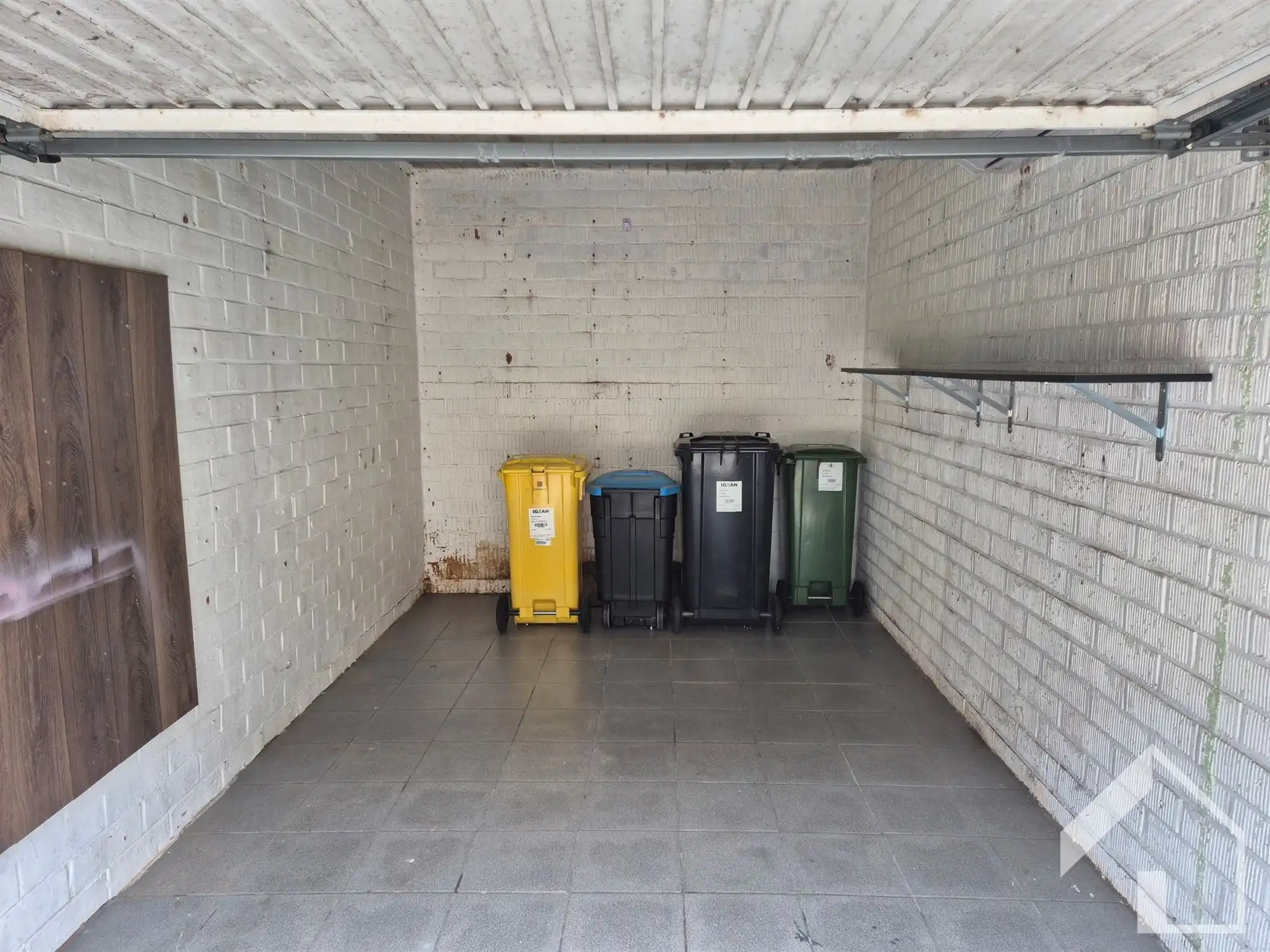 gelijkvloersappartement met 2 slaapkamers, tuin en garage foto 15