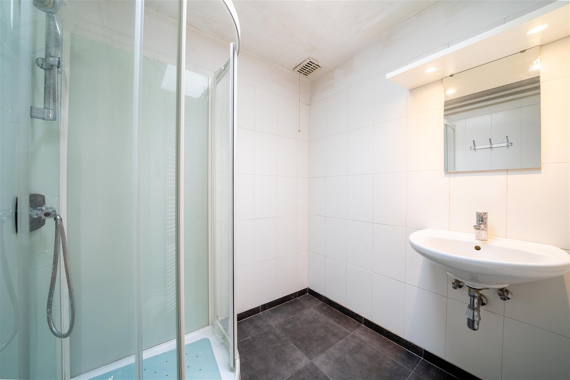 Vrijstaande woning met bijgebouw foto 13