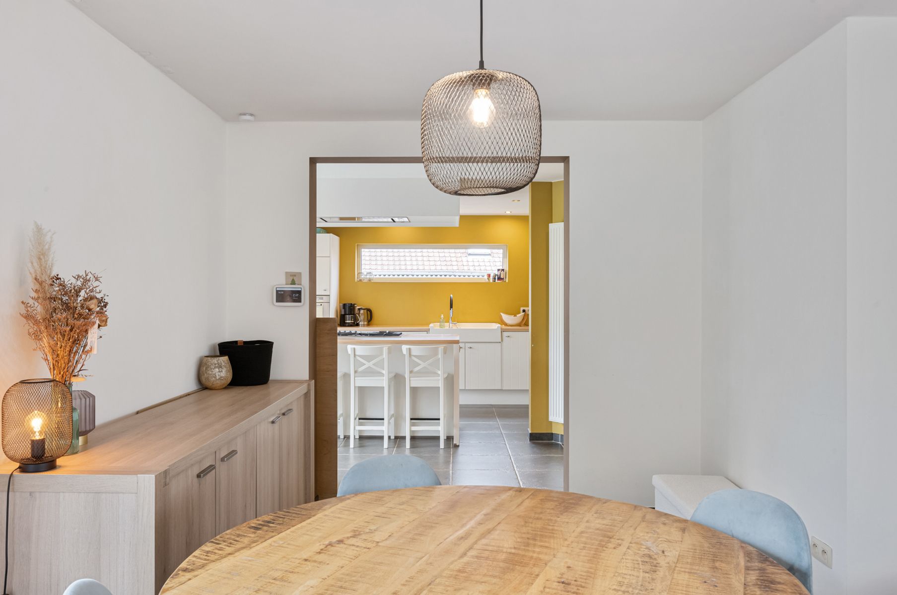 INSTAPKLARE GEZELLIGE GEZINWONING 3SLPKS, TUIN EN GARAGE! foto 7