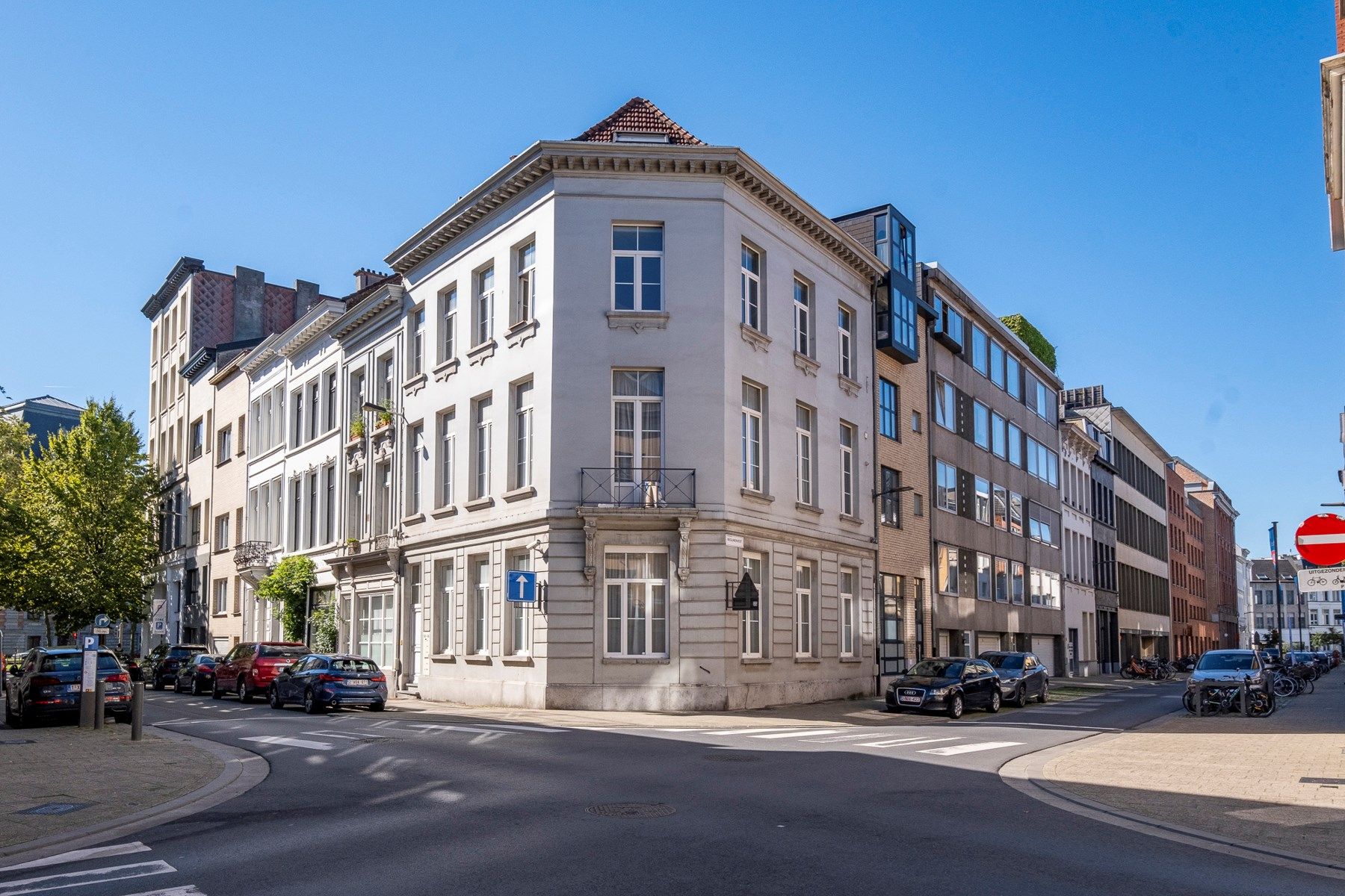 ()=>{if(producerUpdateValueVersion(node),producerAccessed(node),node.value===ERRORED)throw node.error;return node.value} Kapucinessenstraat 50 -/1 - 2000 Antwerpen