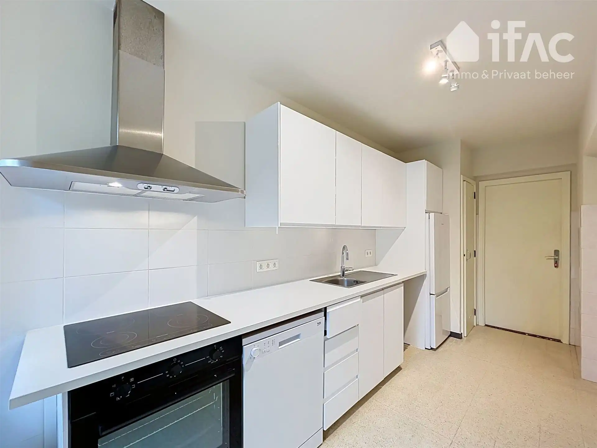 Ruim en goed gelegen appartement foto 5